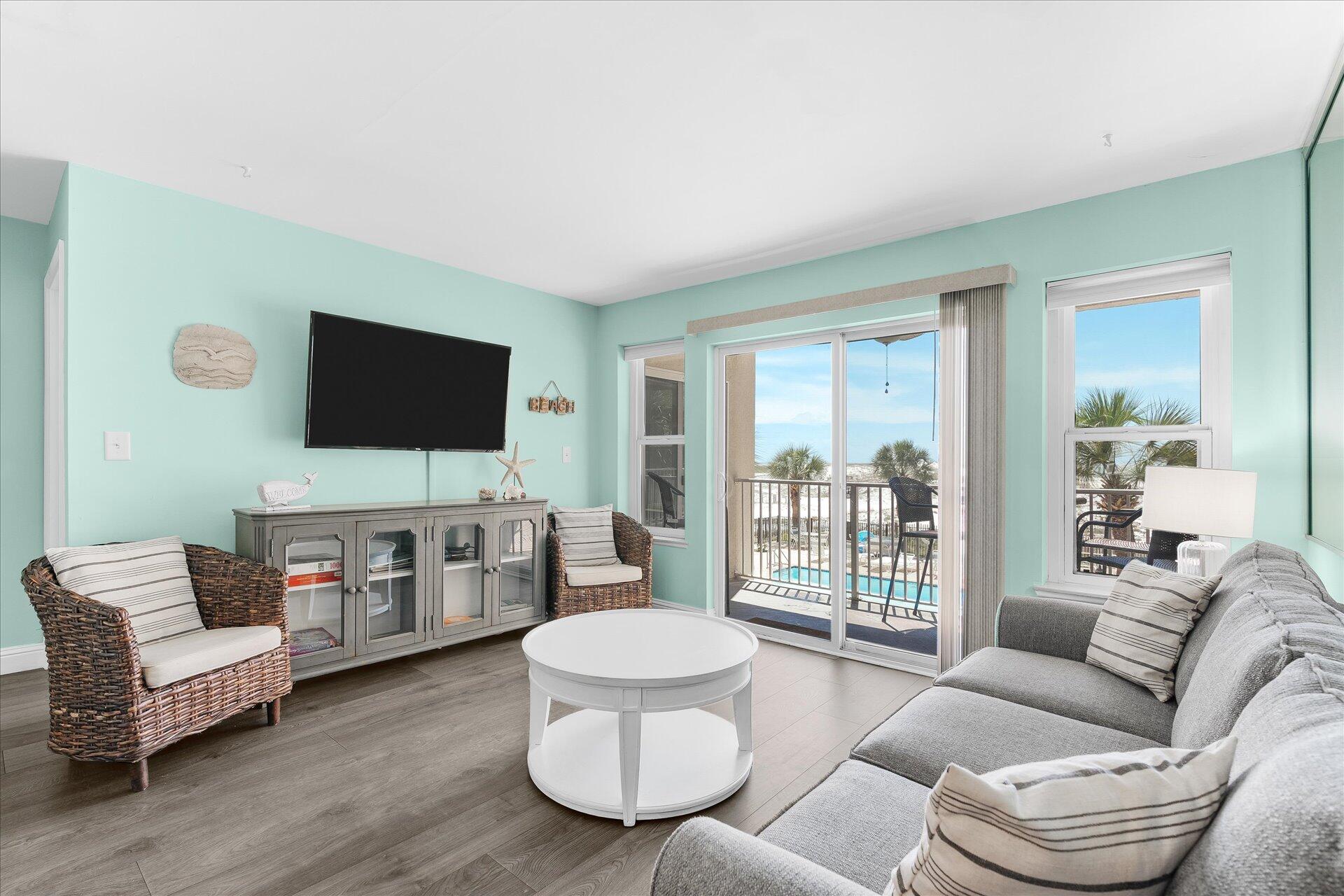POOLSIDE VILLAS CONDO - Residential