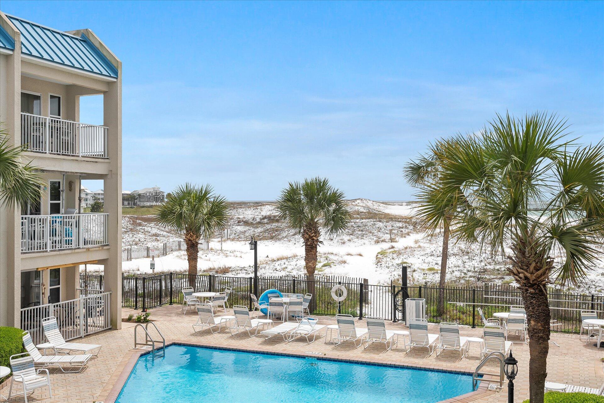 POOLSIDE VILLAS CONDO - Residential