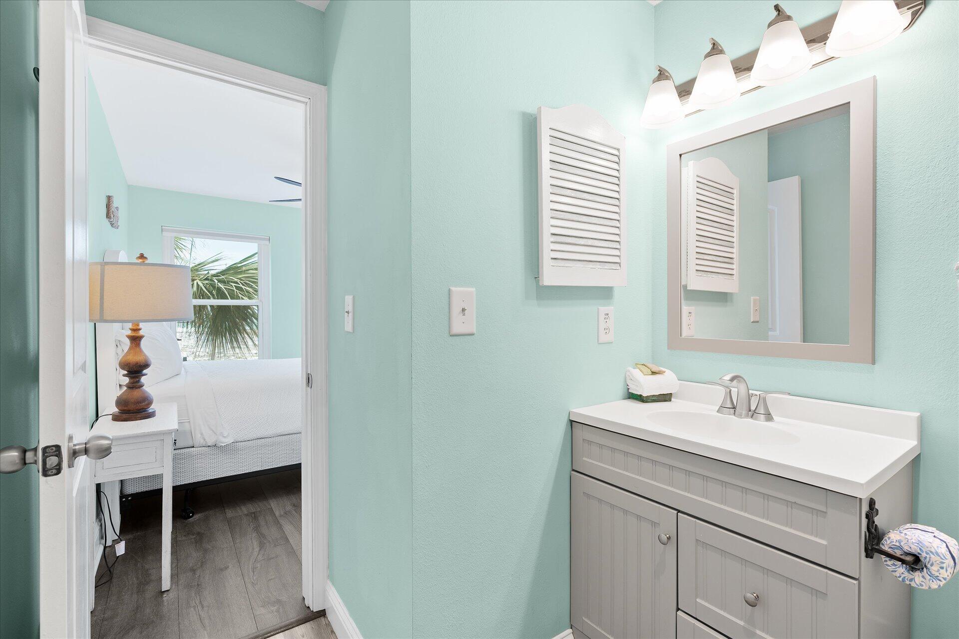POOLSIDE VILLAS CONDO - Residential