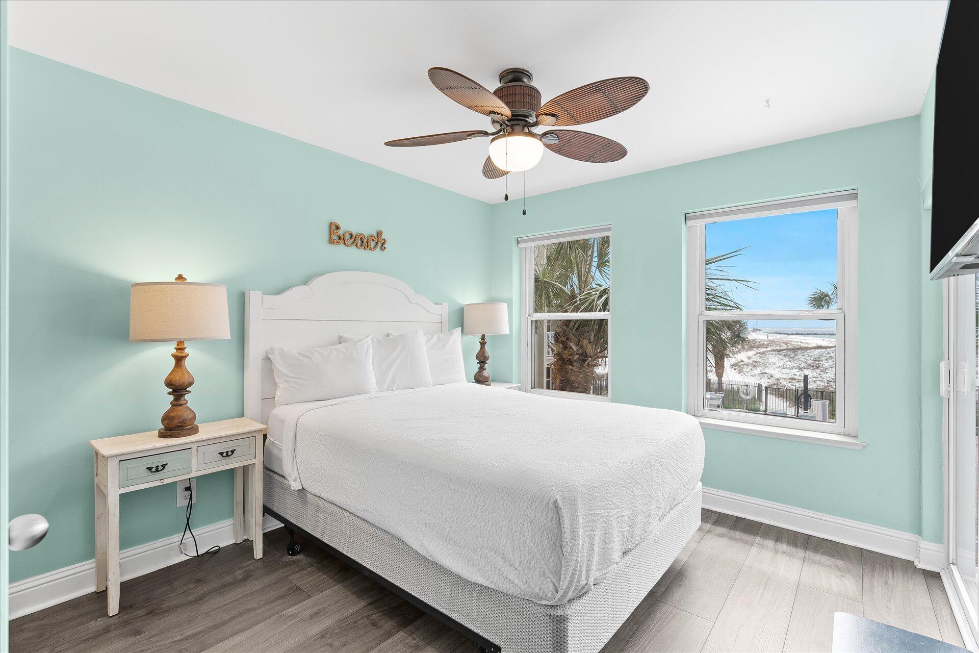 POOLSIDE VILLAS CONDO - Residential