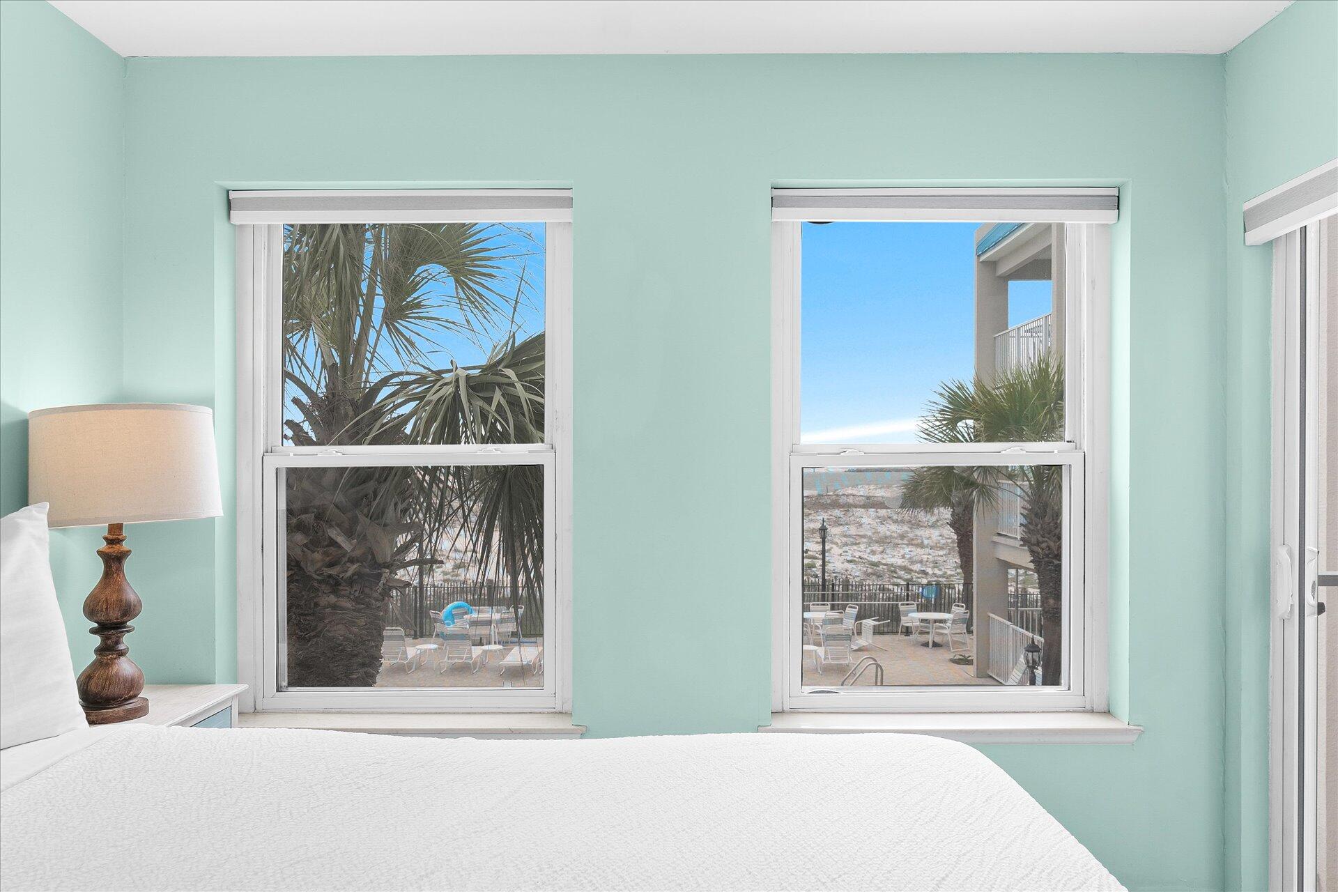 POOLSIDE VILLAS CONDO - Residential