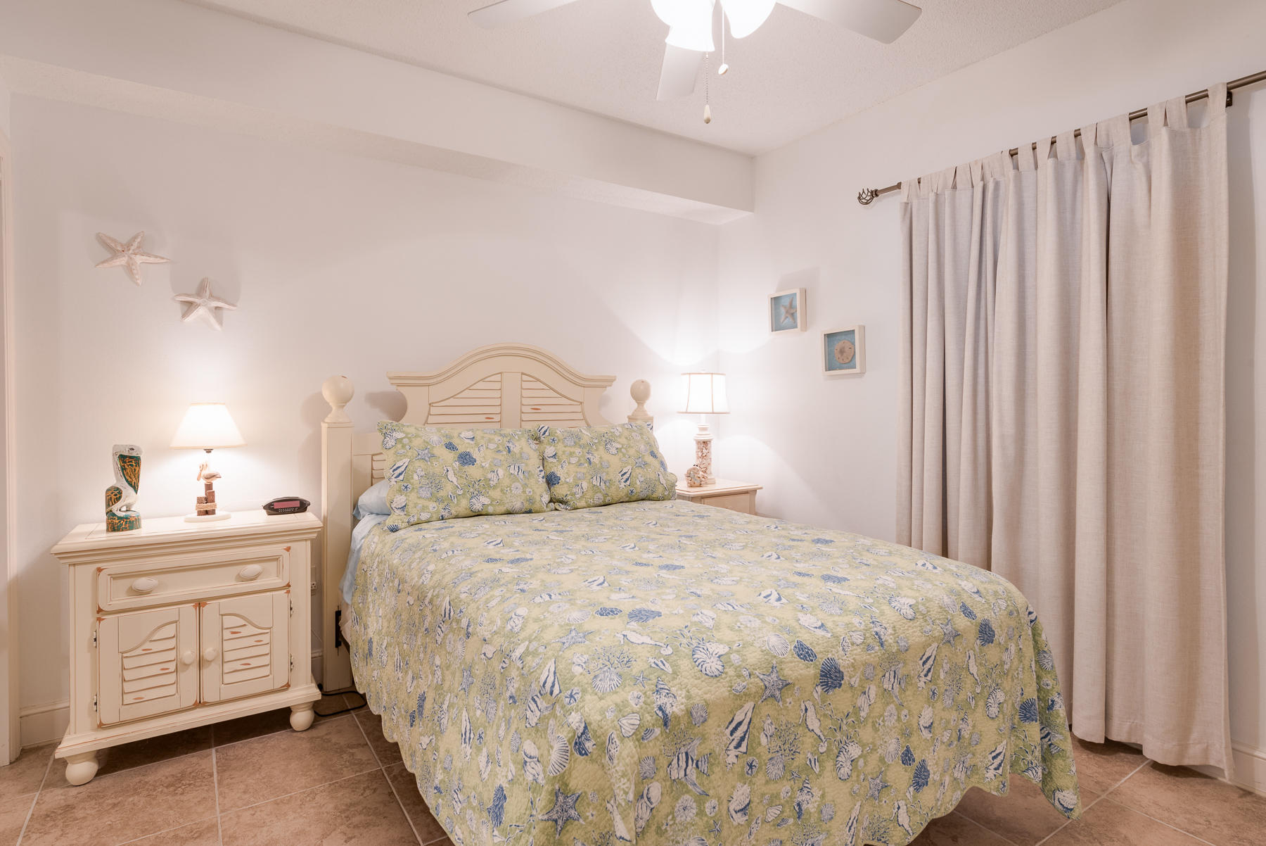 MAJESTIC BEACH TOWERS I - Residential