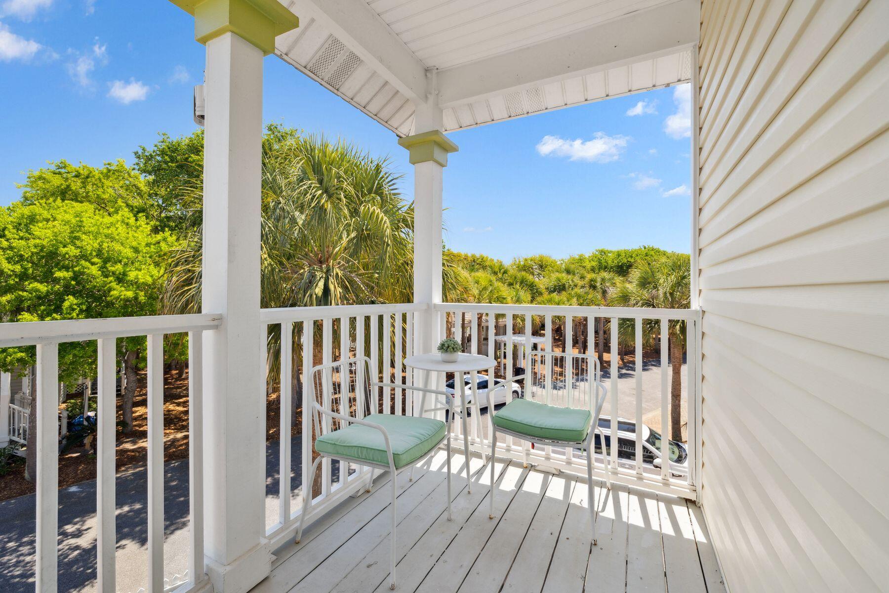 OLD FLORIDA COTTAGES - Residential