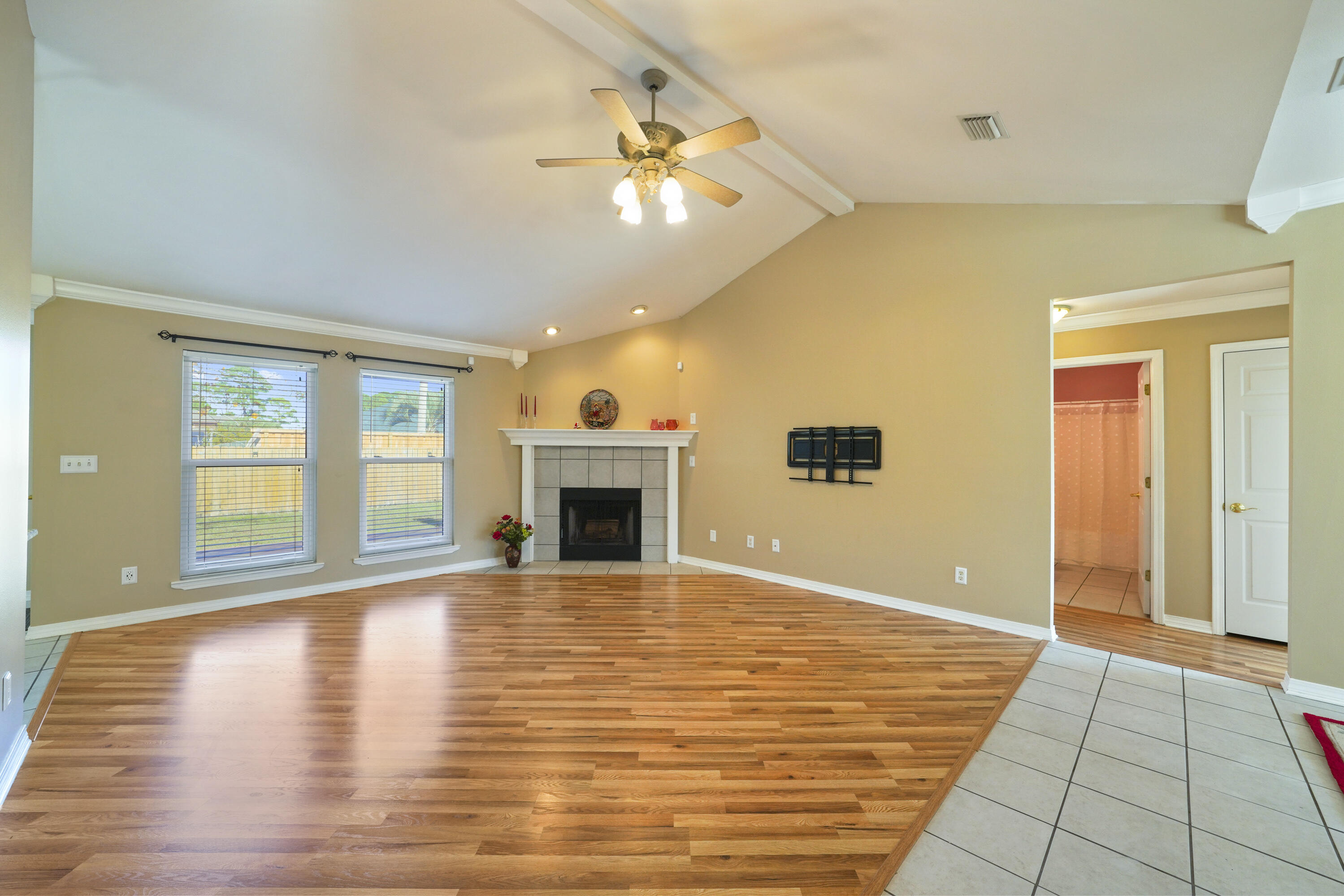 DOROTHY BOWEN ESTATES - Residential