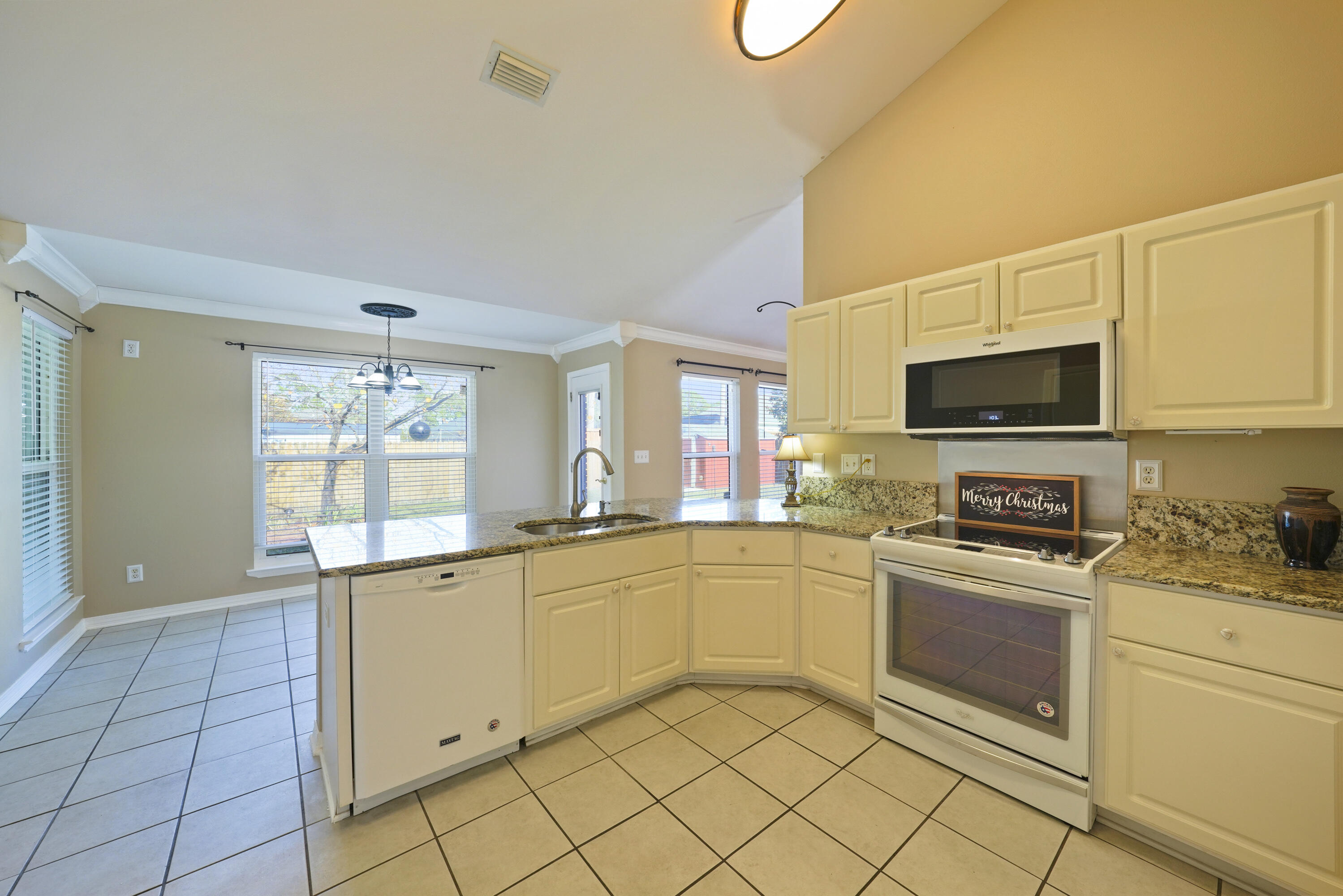 DOROTHY BOWEN ESTATES - Residential