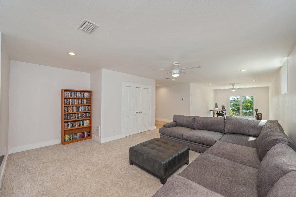 Hideaway Ridge - Residential Lease