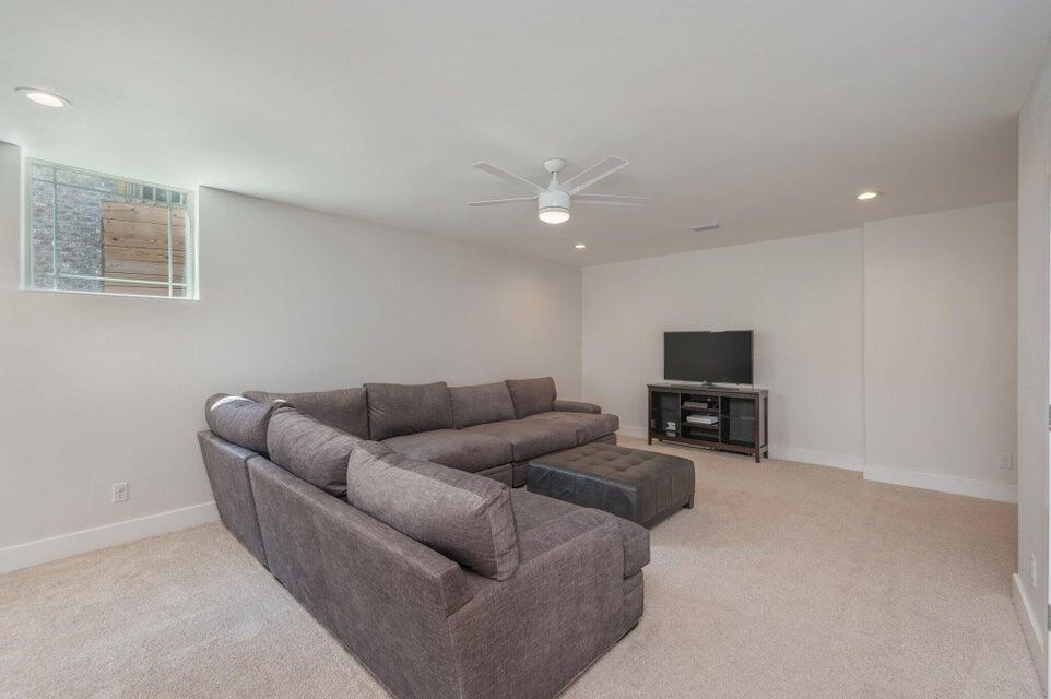 Hideaway Ridge - Residential Lease