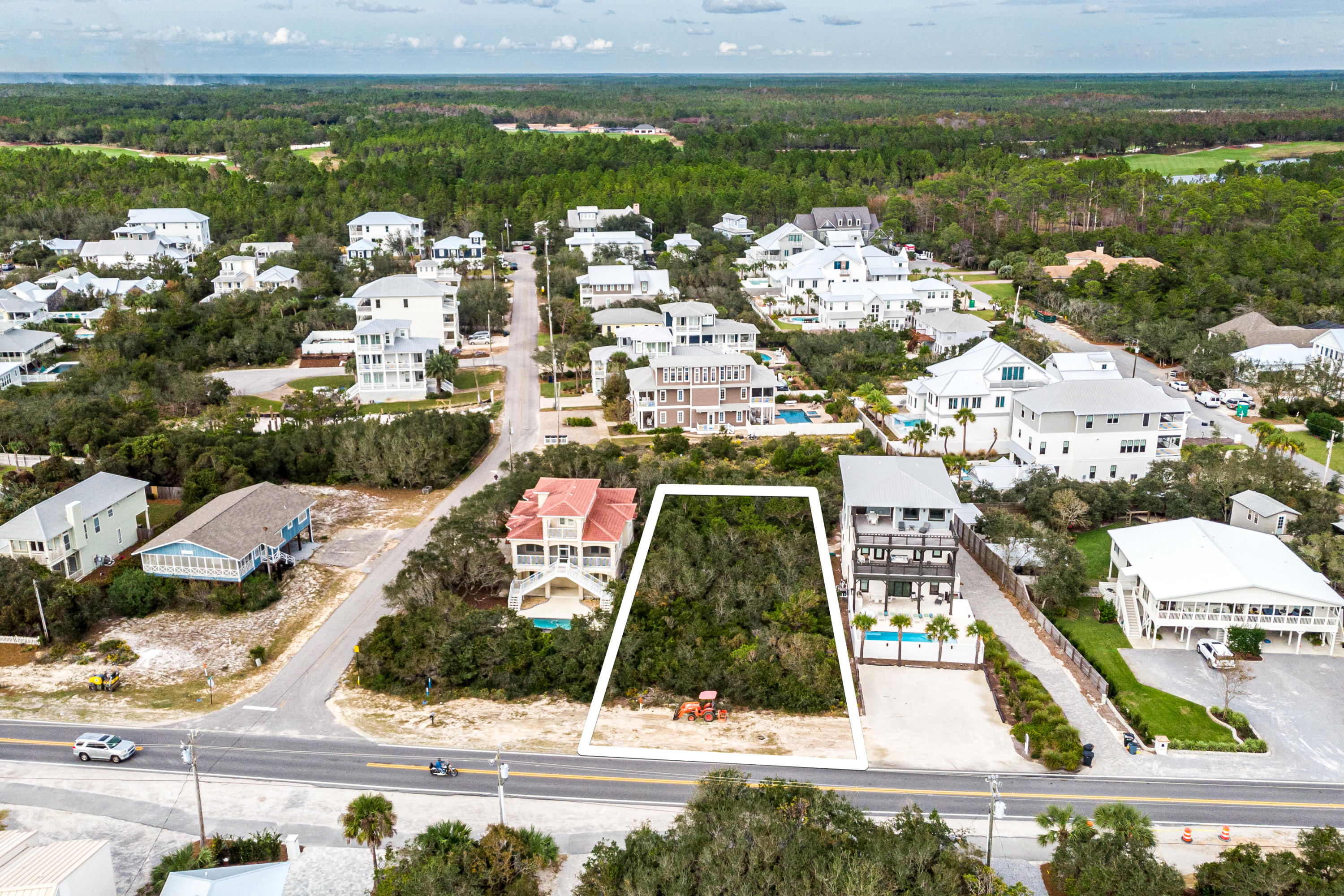 SEACREST EAST - Land