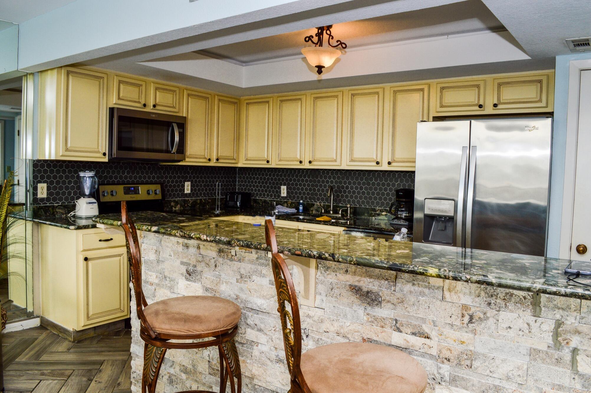 EDGEWATER TOWER 1A CONDO - Residential