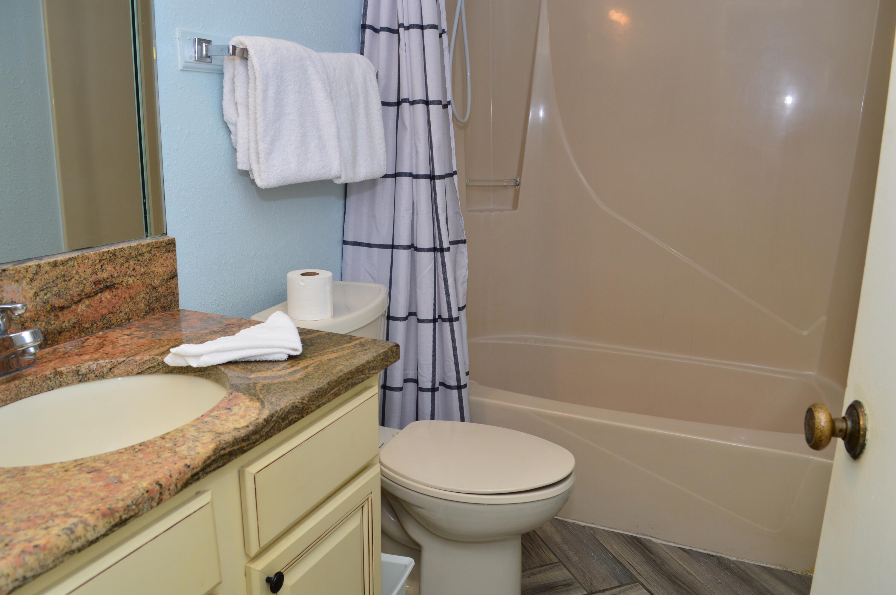 EDGEWATER TOWER 1A CONDO - Residential