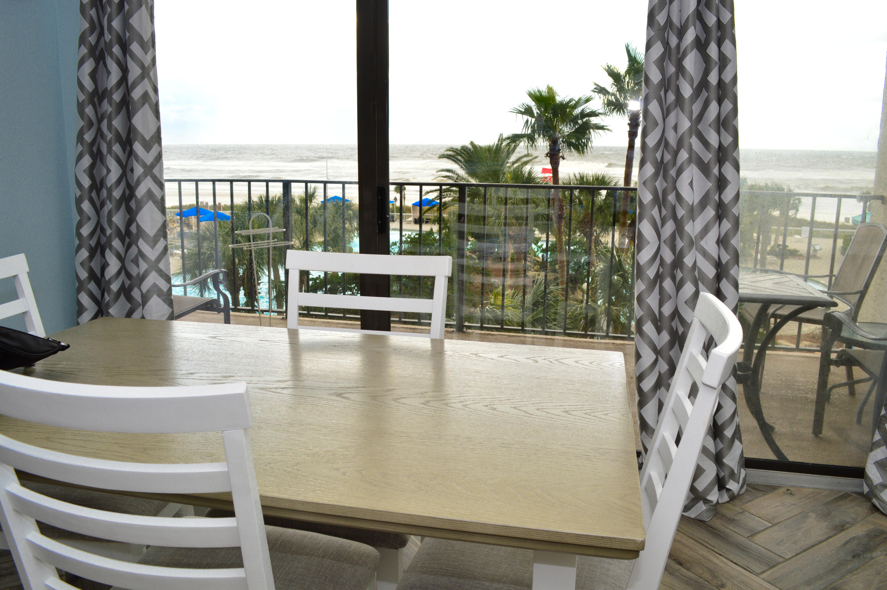 EDGEWATER TOWER 1A CONDO - Residential