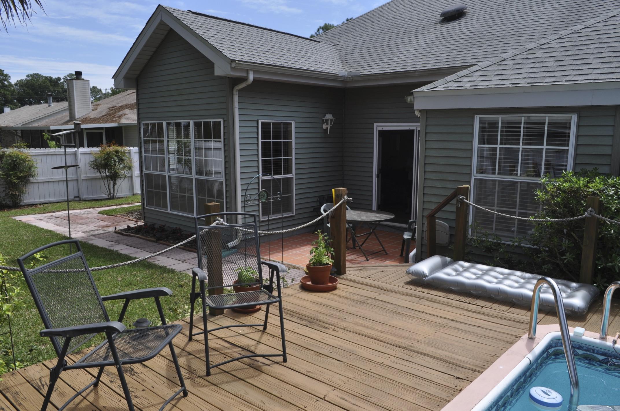 BAY BRIDGE LANDING - Residential