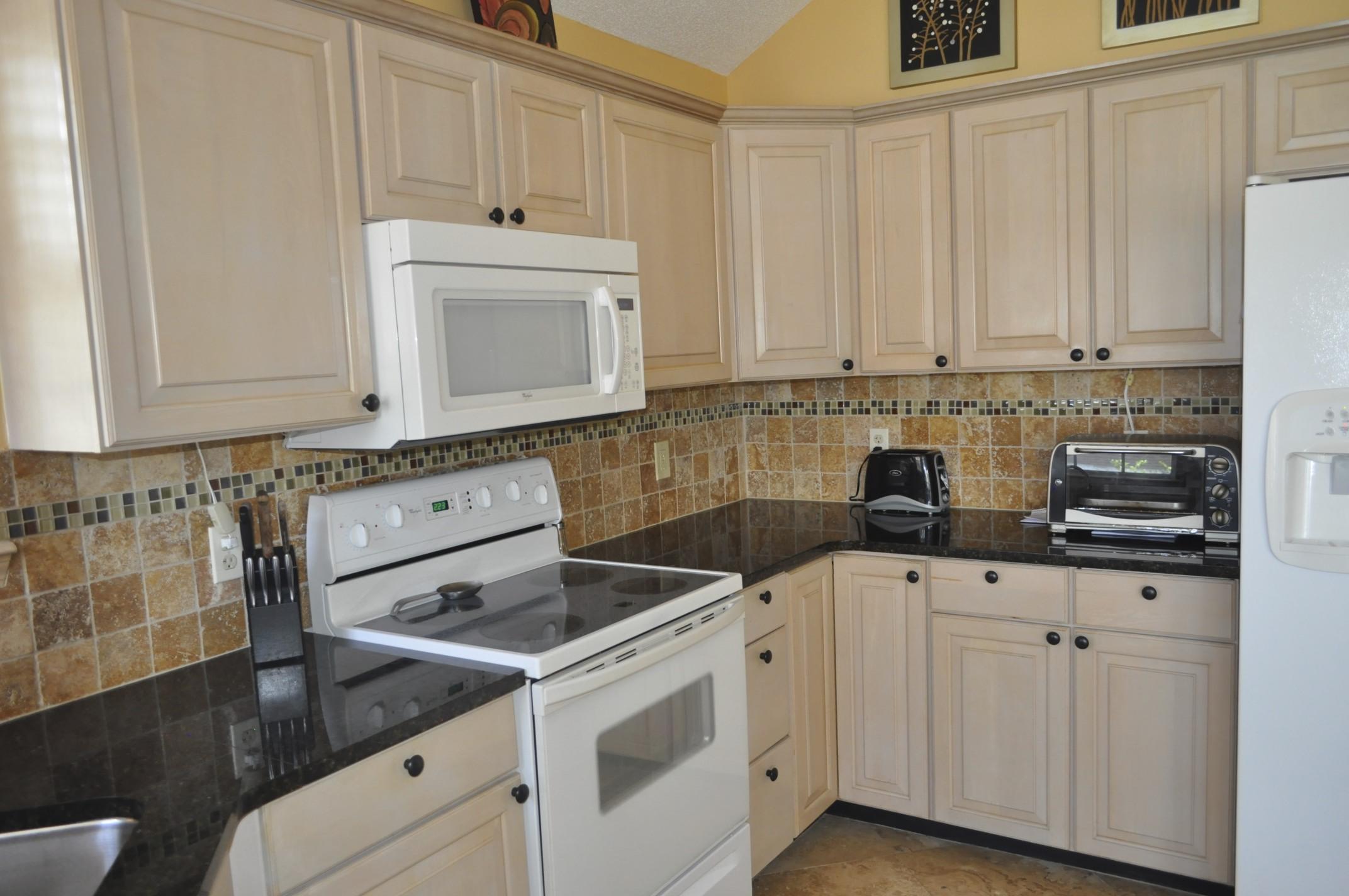 BAY BRIDGE LANDING - Residential