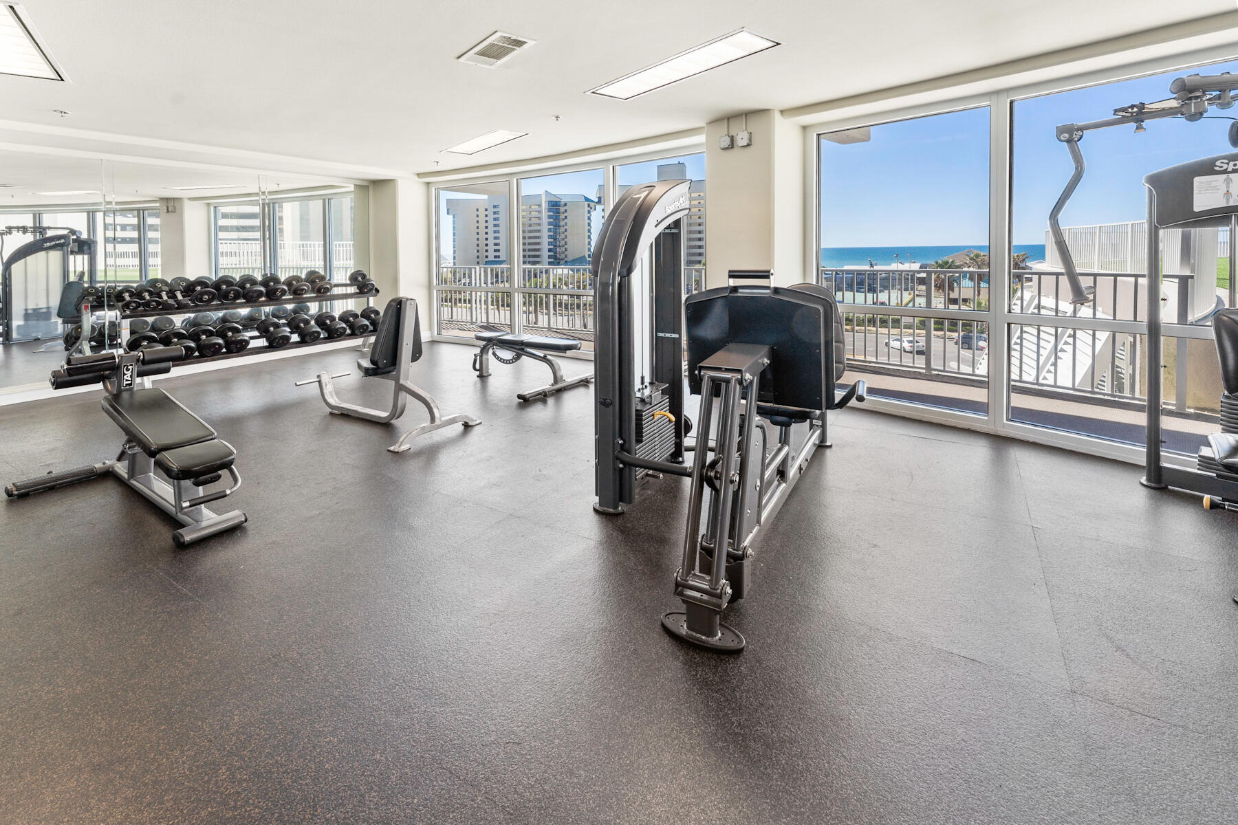 Laketown Wharf - Residential