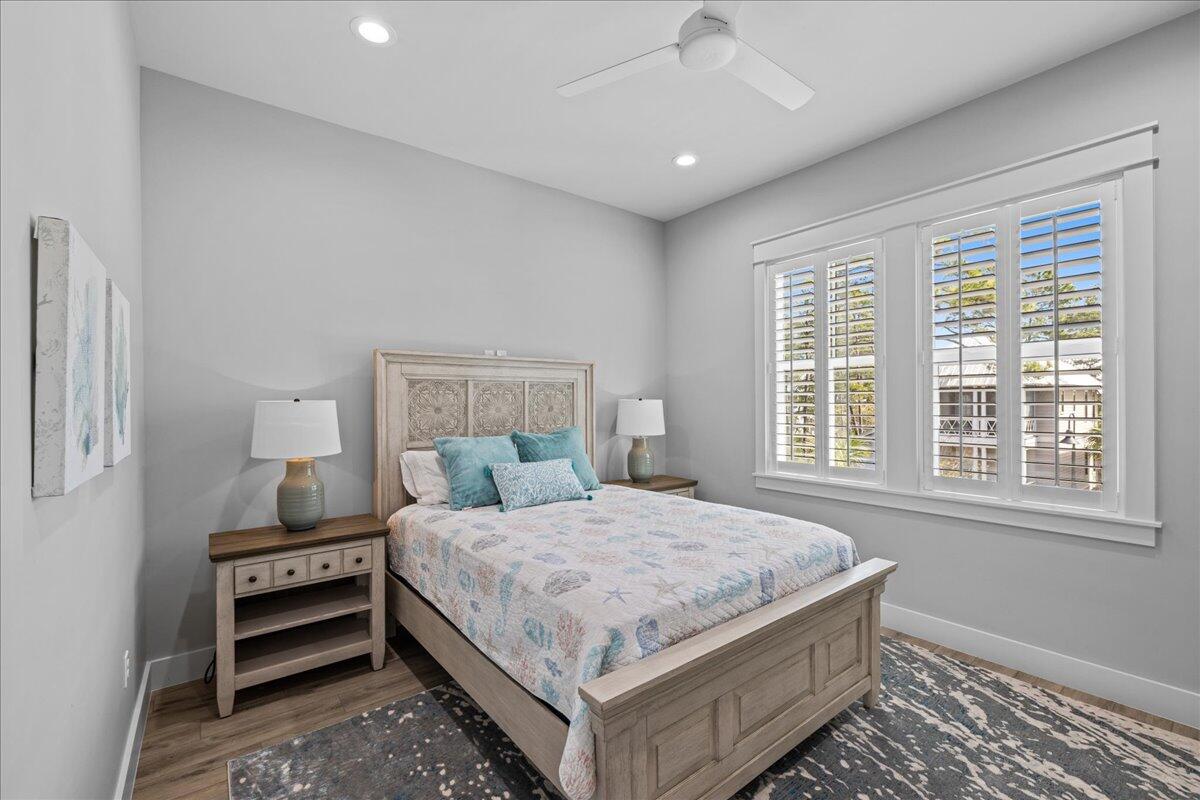 LAKESIDE AT BLUE MOUNTAIN BEACH - Residential Lease