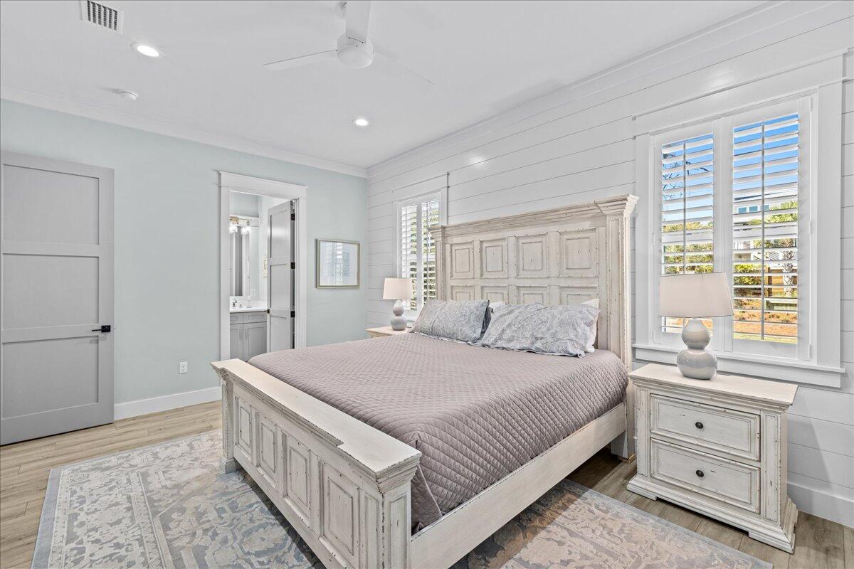 LAKESIDE AT BLUE MOUNTAIN BEACH - Residential Lease