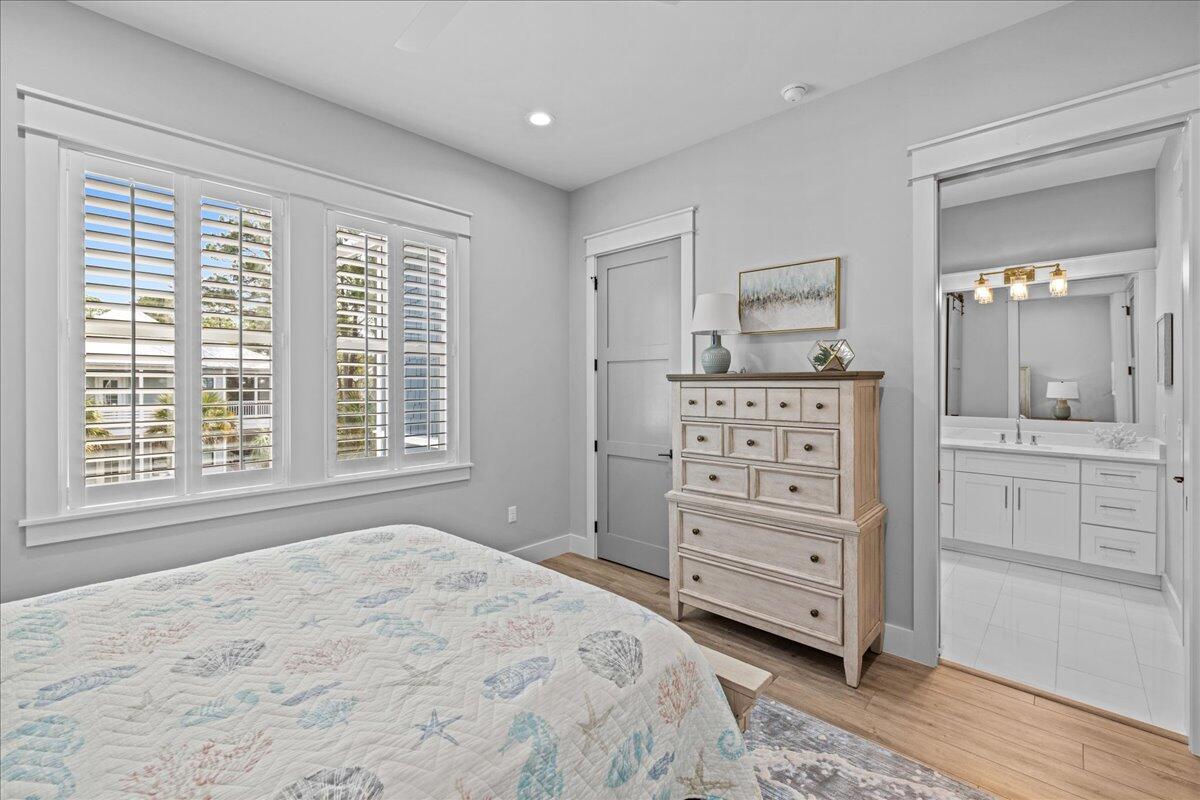 LAKESIDE AT BLUE MOUNTAIN BEACH - Residential Lease