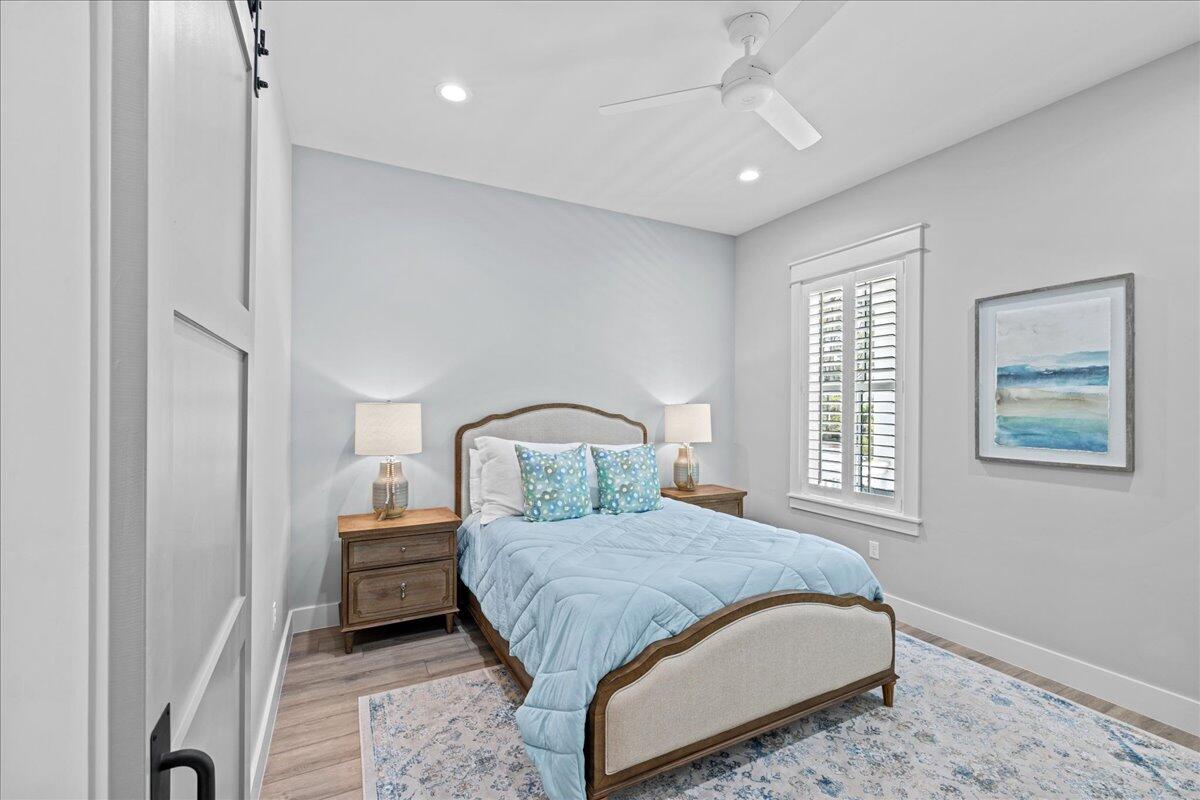 LAKESIDE AT BLUE MOUNTAIN BEACH - Residential Lease
