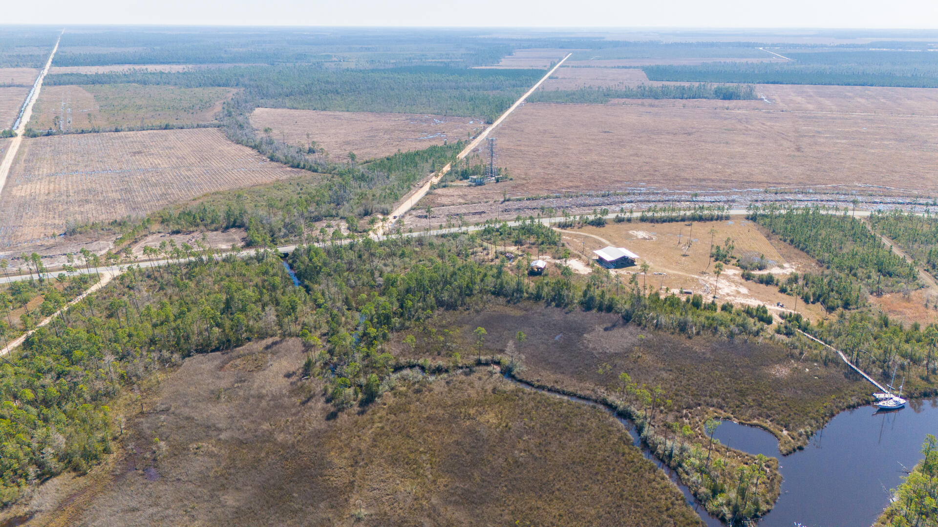 Landings At Wetappo - Land