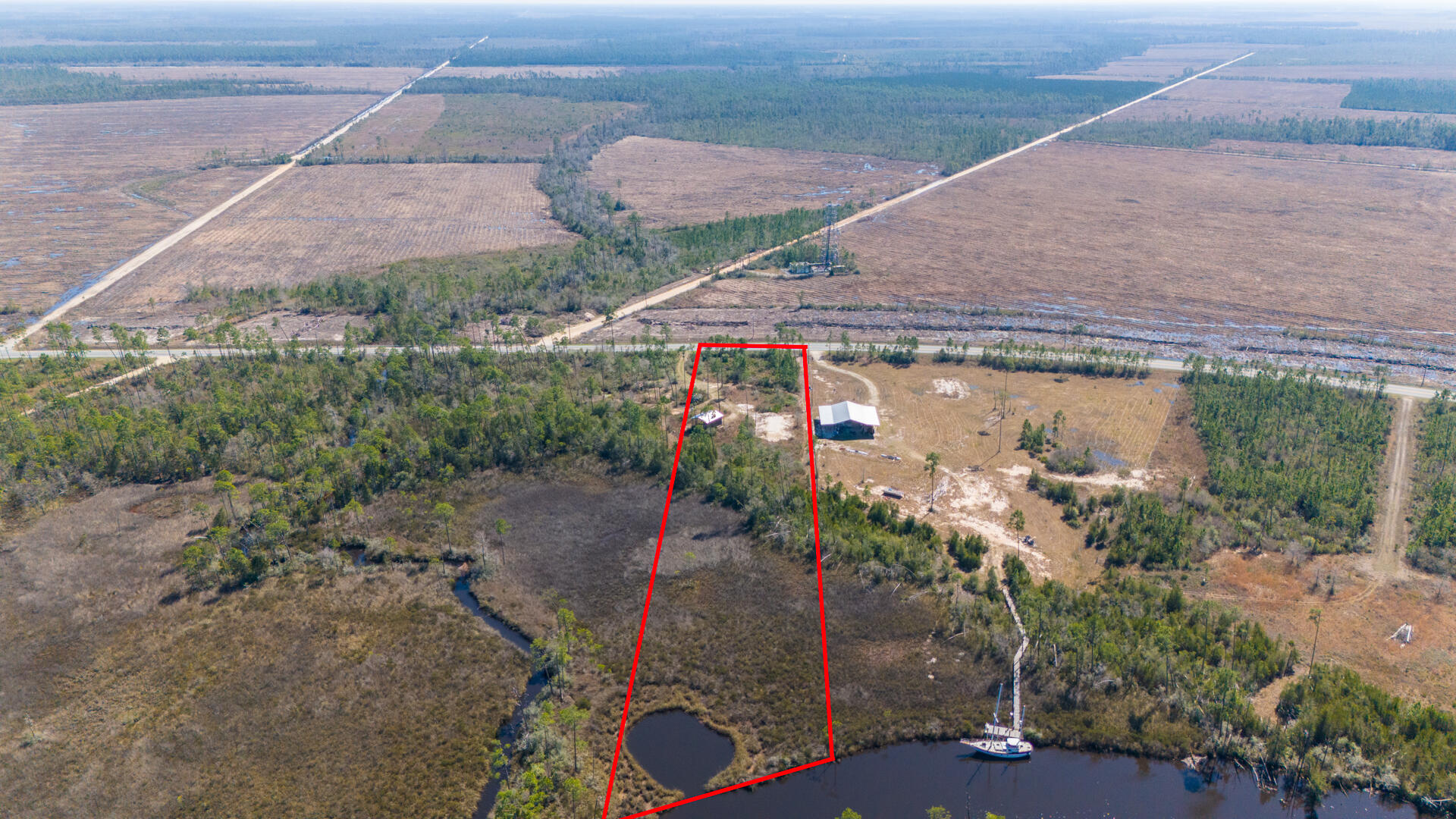 Landings At Wetappo - Land