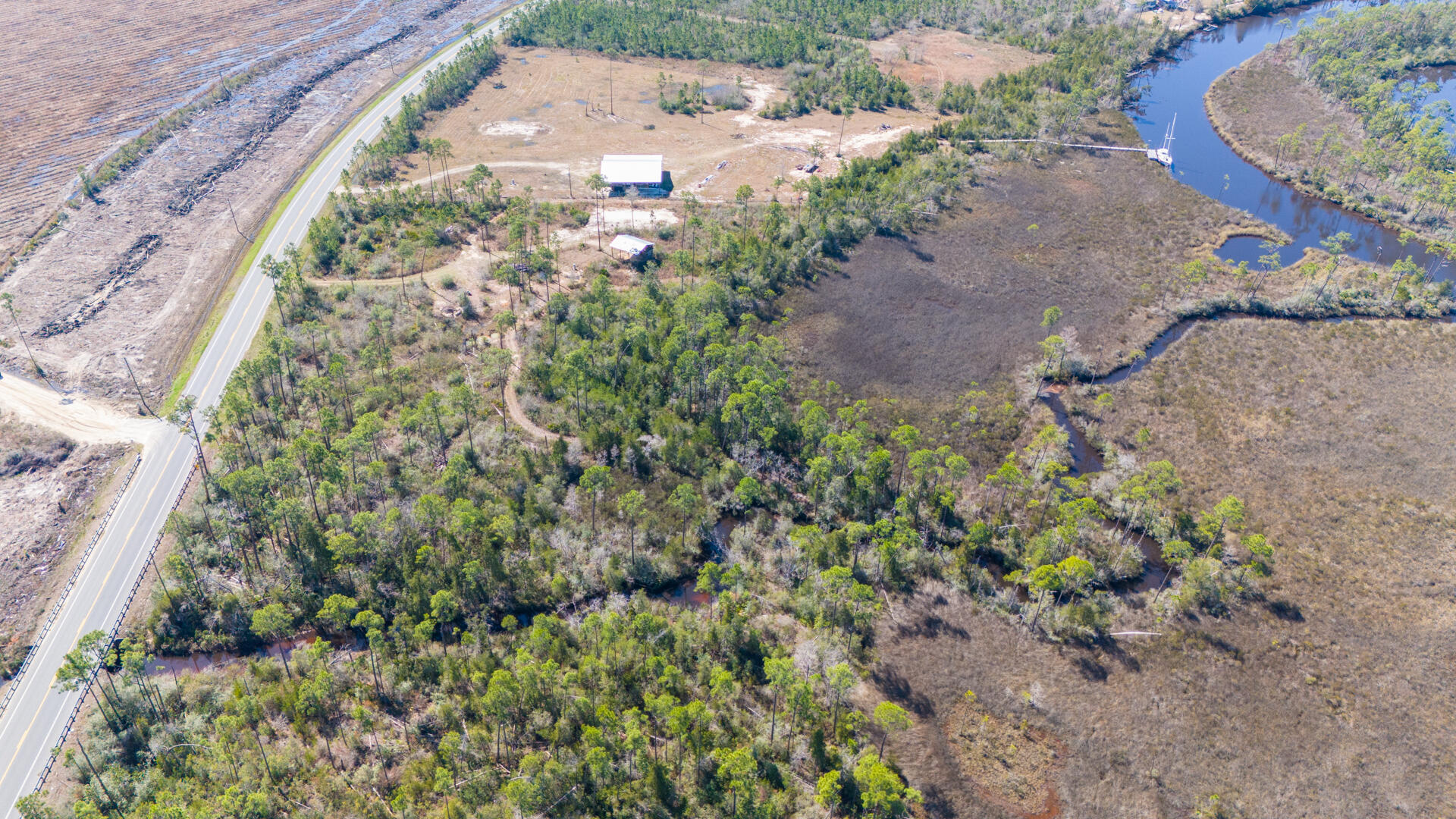 Landings At Wetappo - Land
