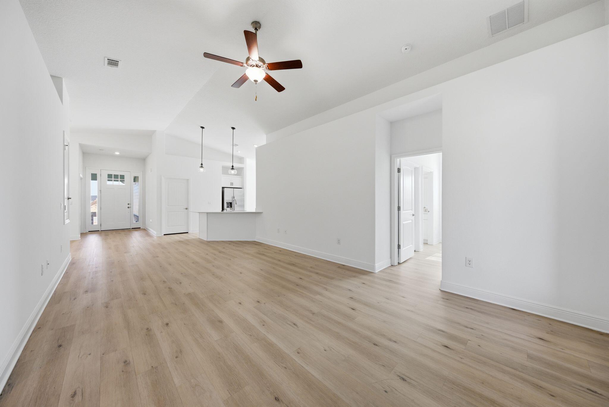 THE BLUFFS AT LAFAYETTE - Residential