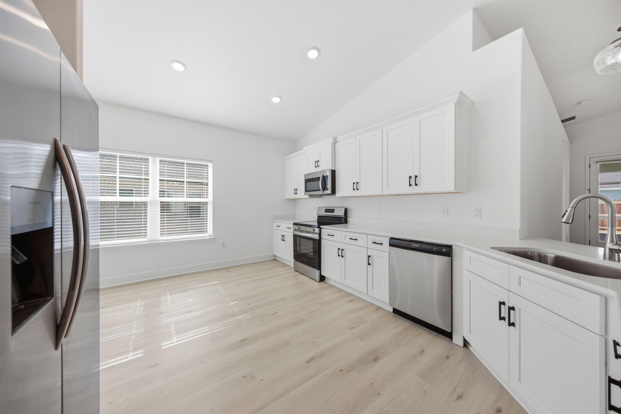 THE BLUFFS AT LAFAYETTE - Residential