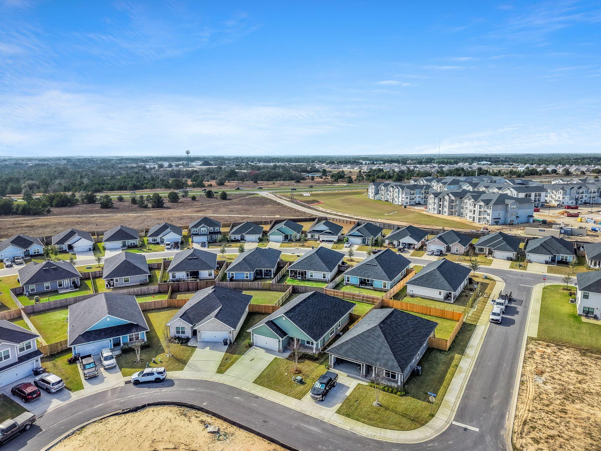 THE BLUFFS AT LAFAYETTE - Residential
