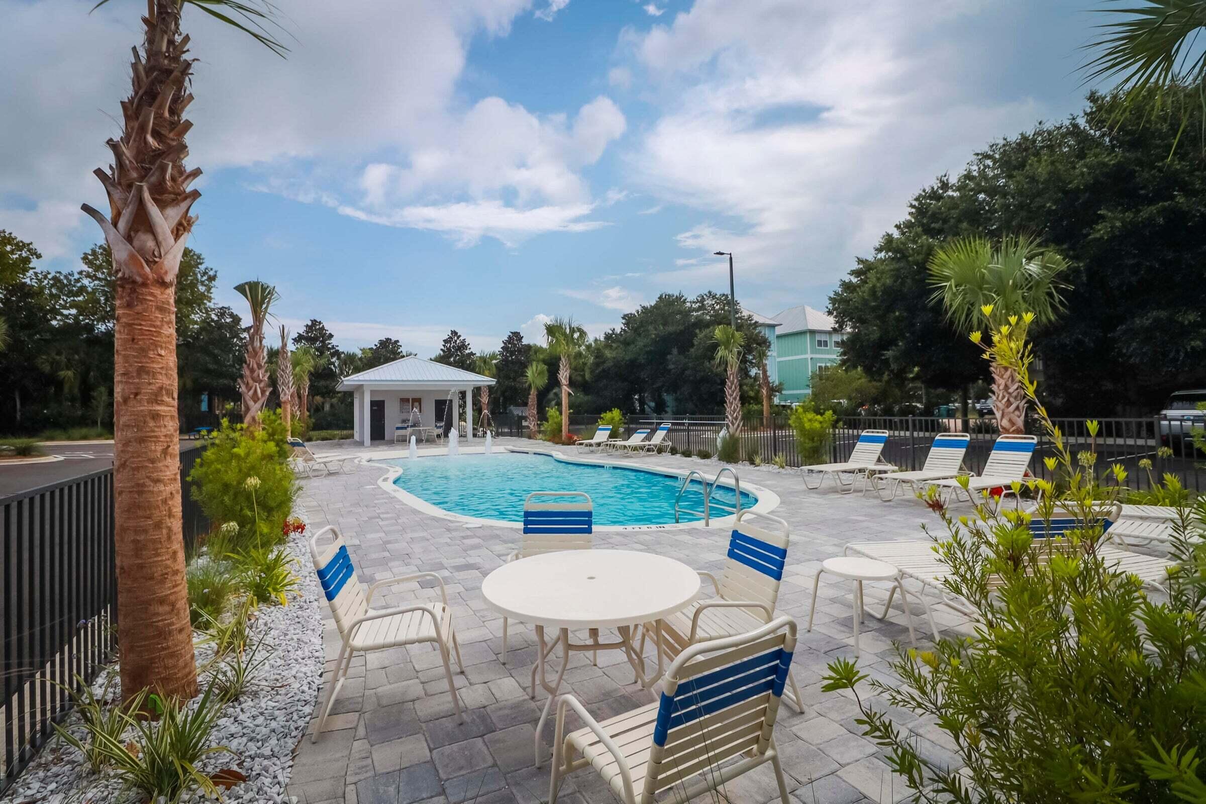 Hidden Lake Condominiums - Residential