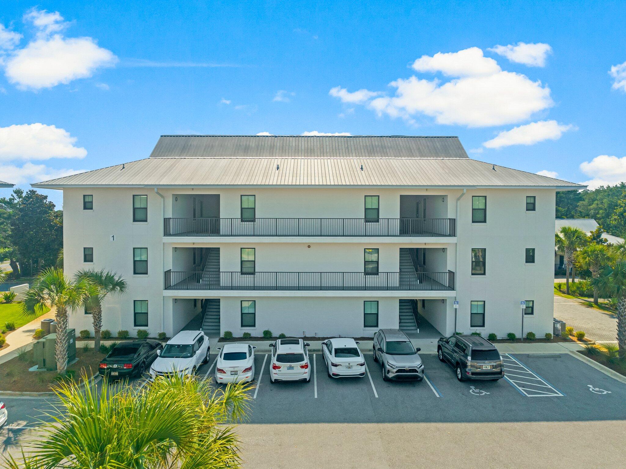 Hidden Lake Condominiums - Residential