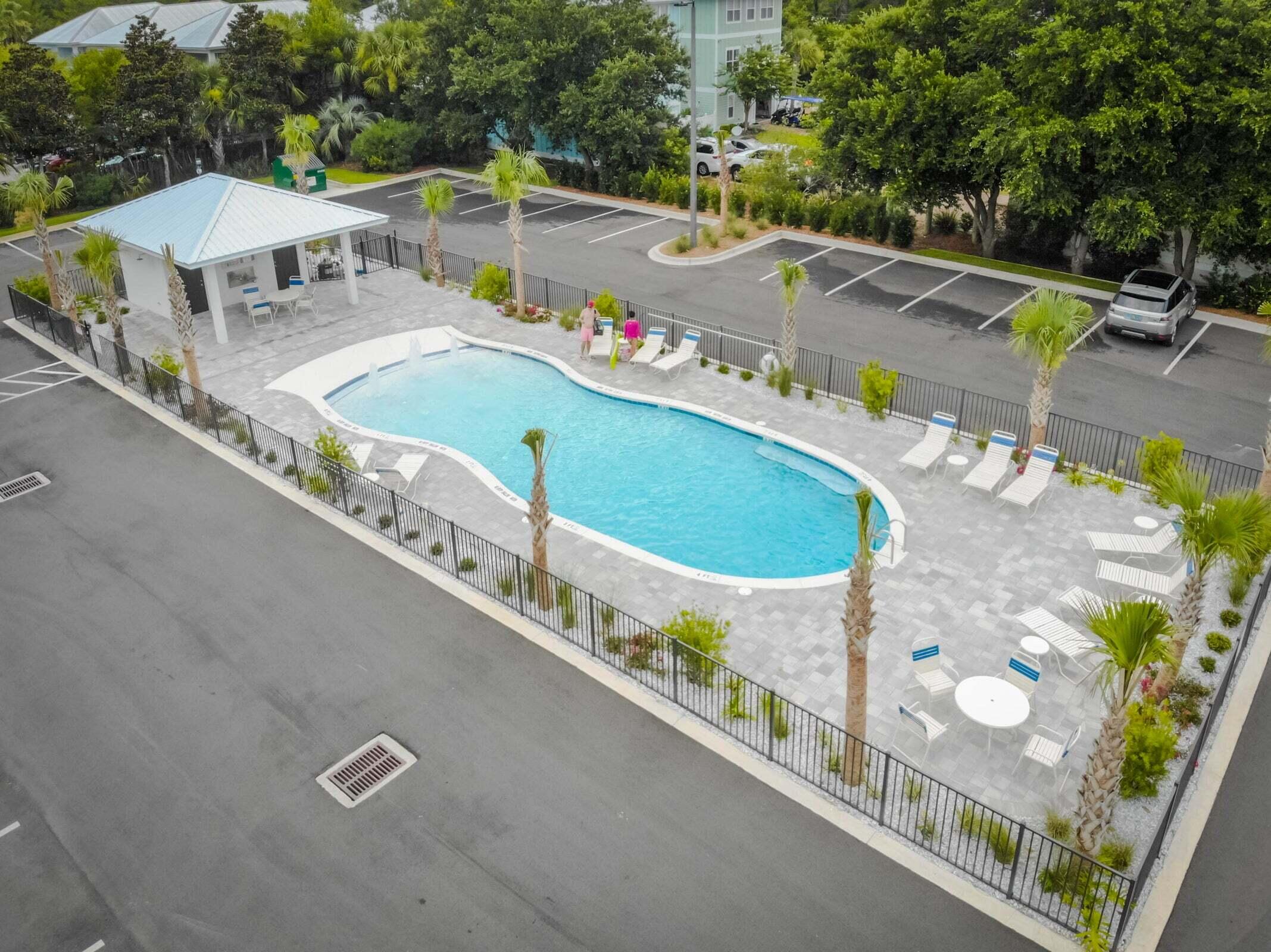 Hidden Lake Condominiums - Residential