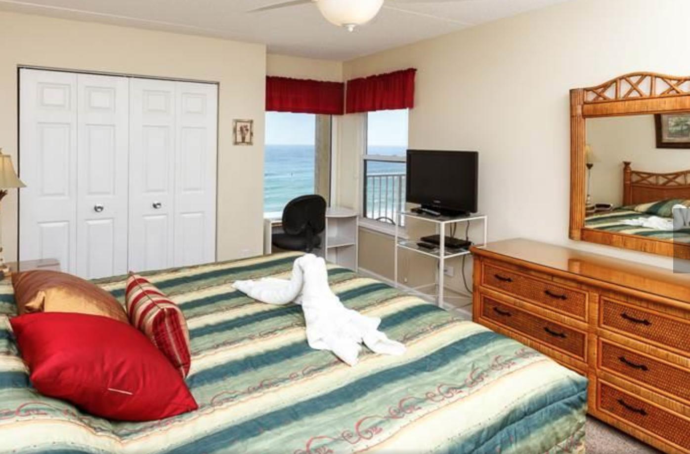 ISLAND ECHO CONDO - Residential