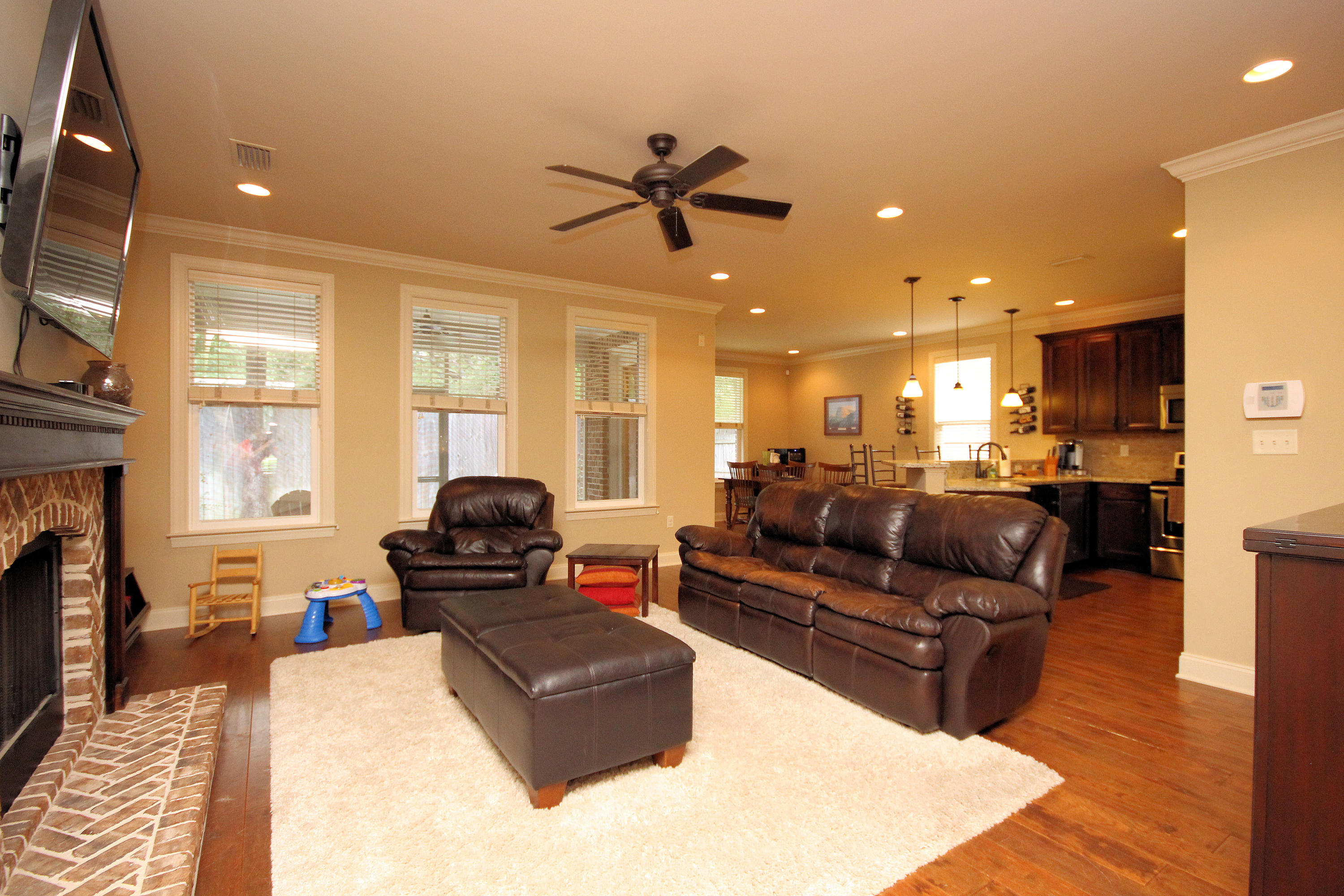 ARROWHEAD - Residential