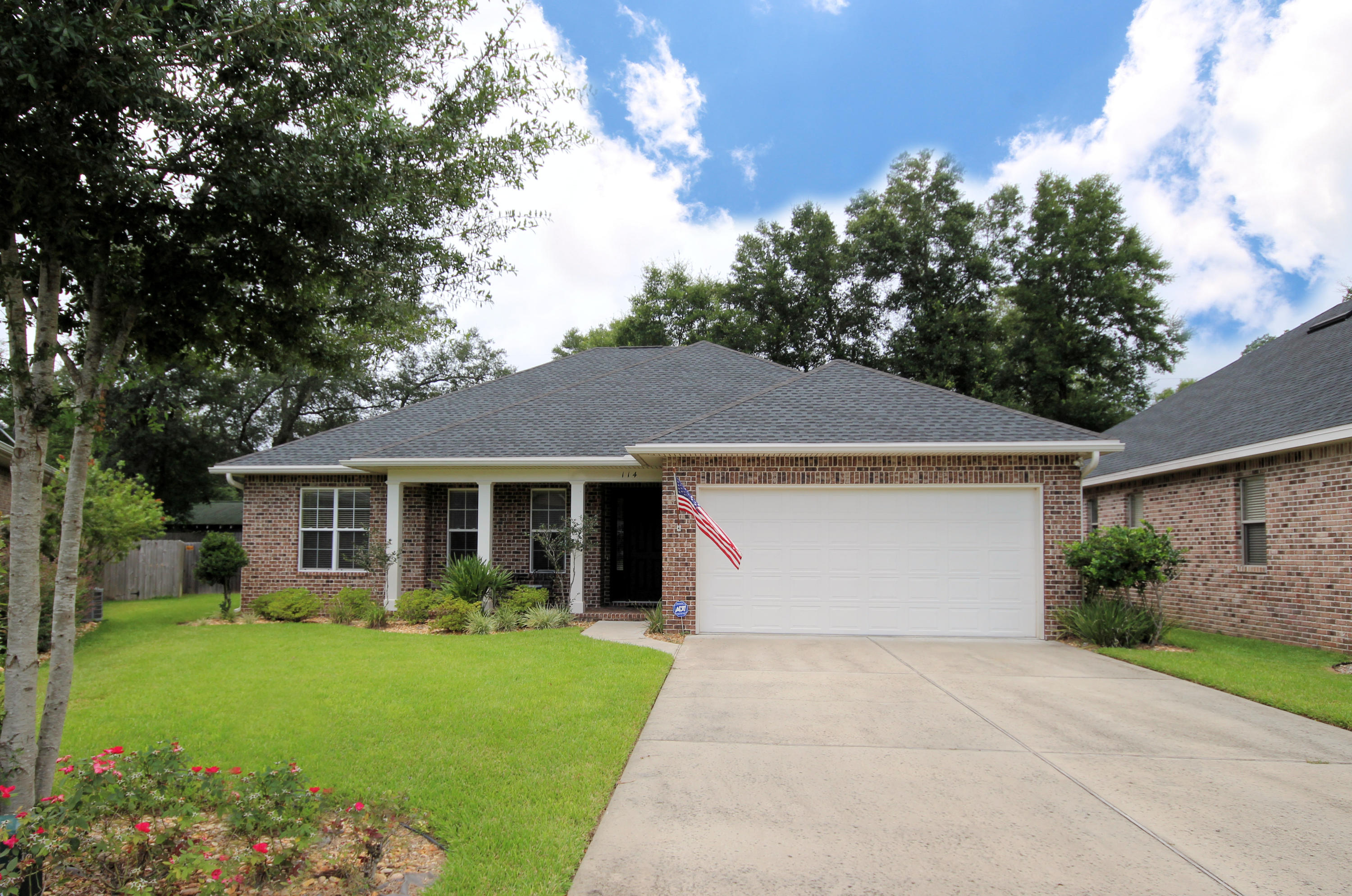 ARROWHEAD - Residential