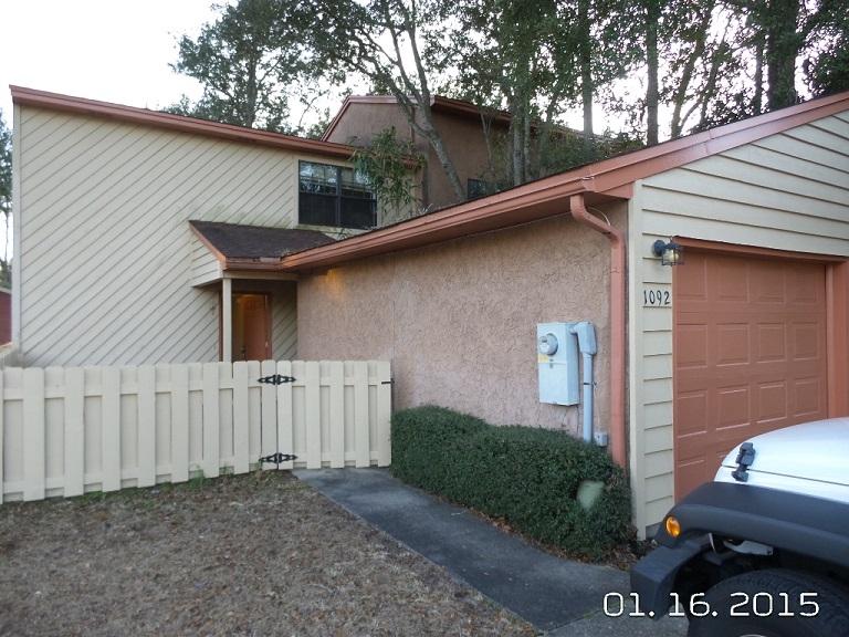 GREEN ARBOR T/H - Residential Lease