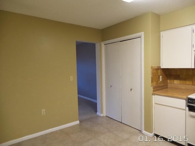 GREEN ARBOR T/H - Residential Lease