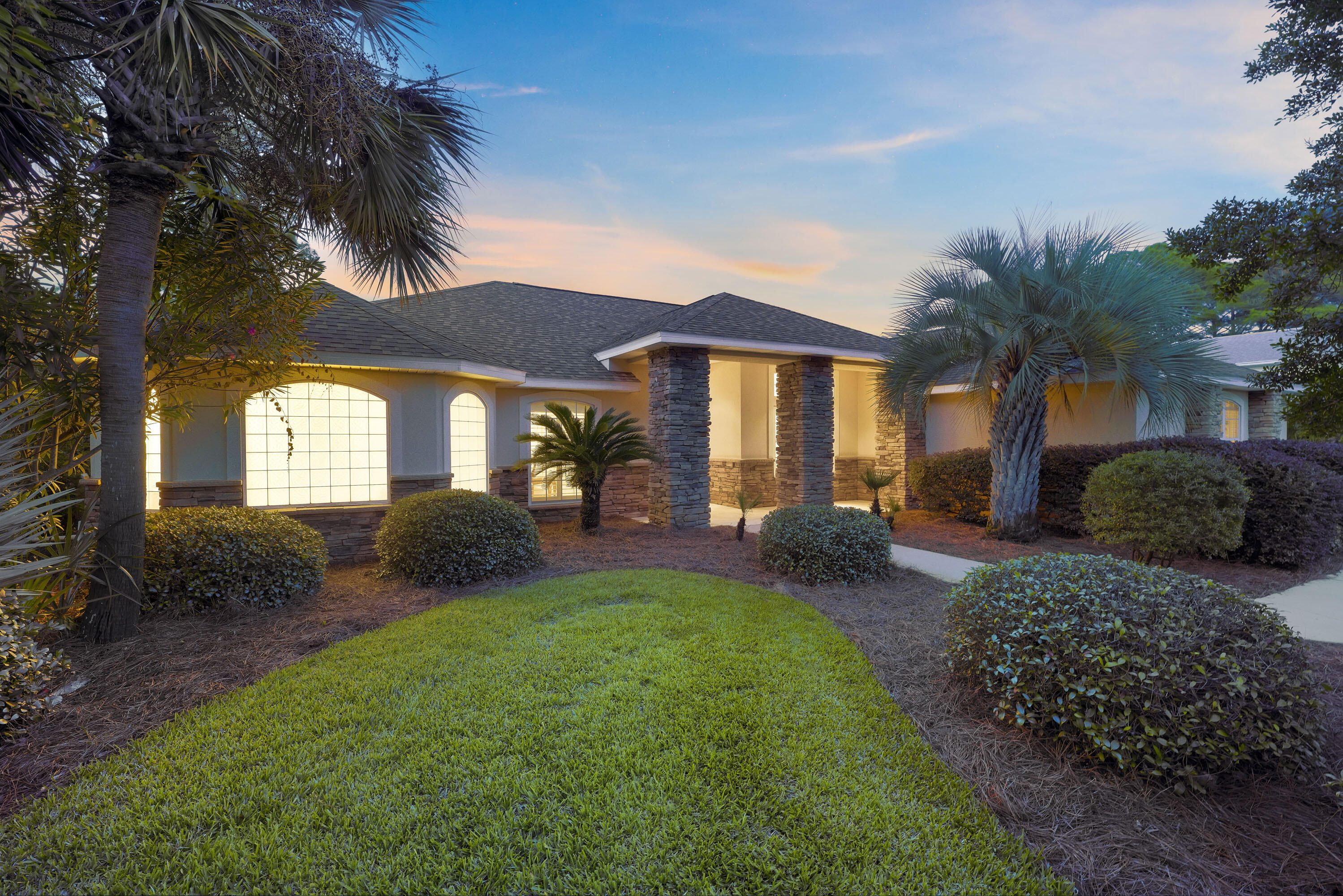 FLAMINGO BEACH - Residential