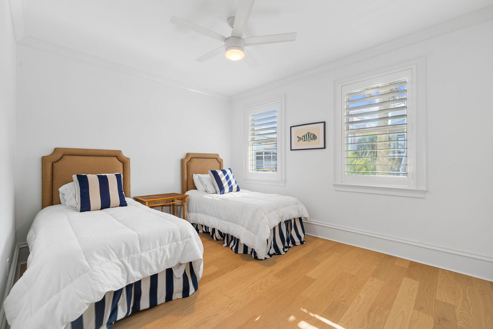SUNRISE BEACH - Residential