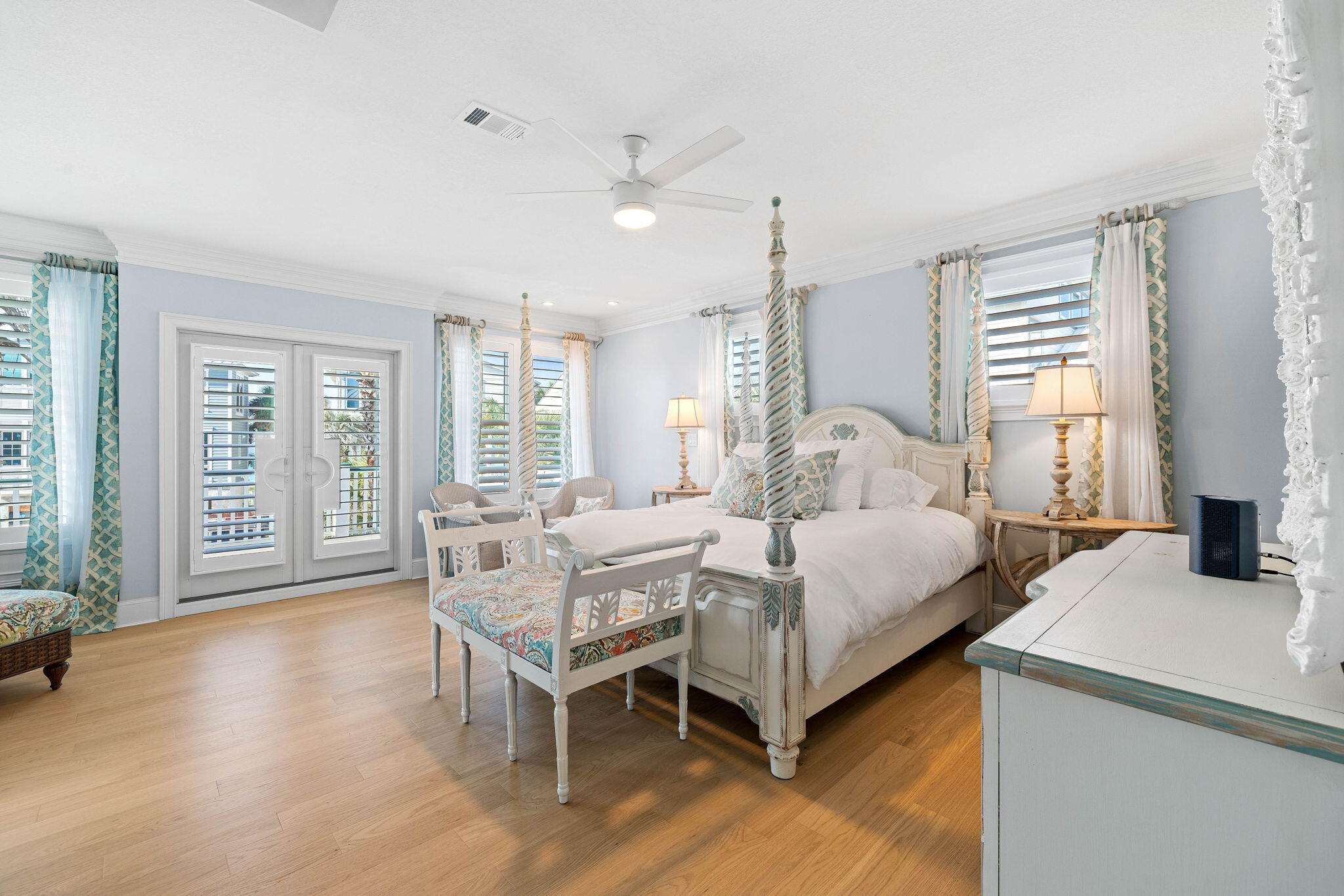 SUNRISE BEACH - Residential