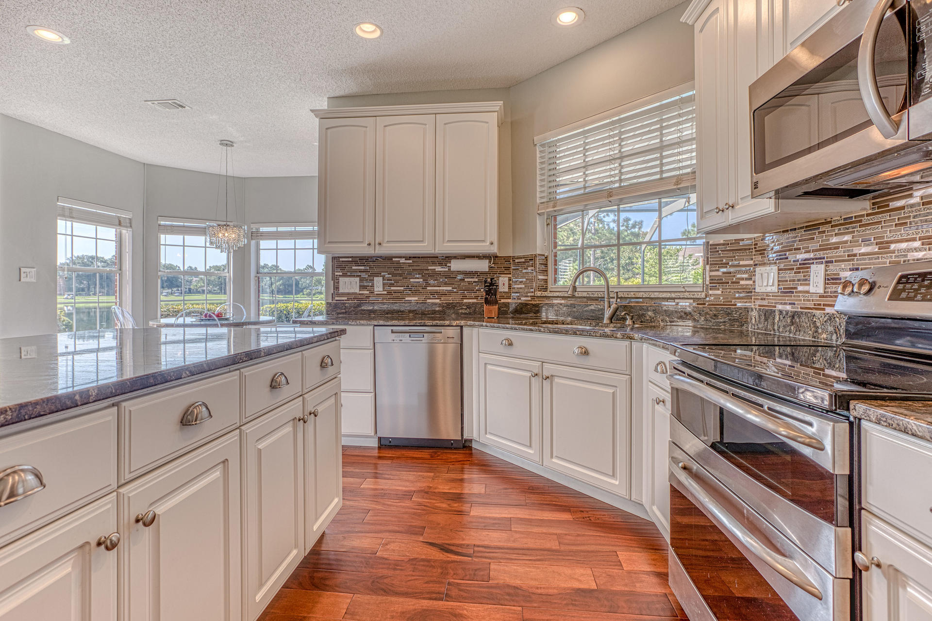 HIDDEN CREEK ESTATES AT HOLLEY BY THE SEA - Residential