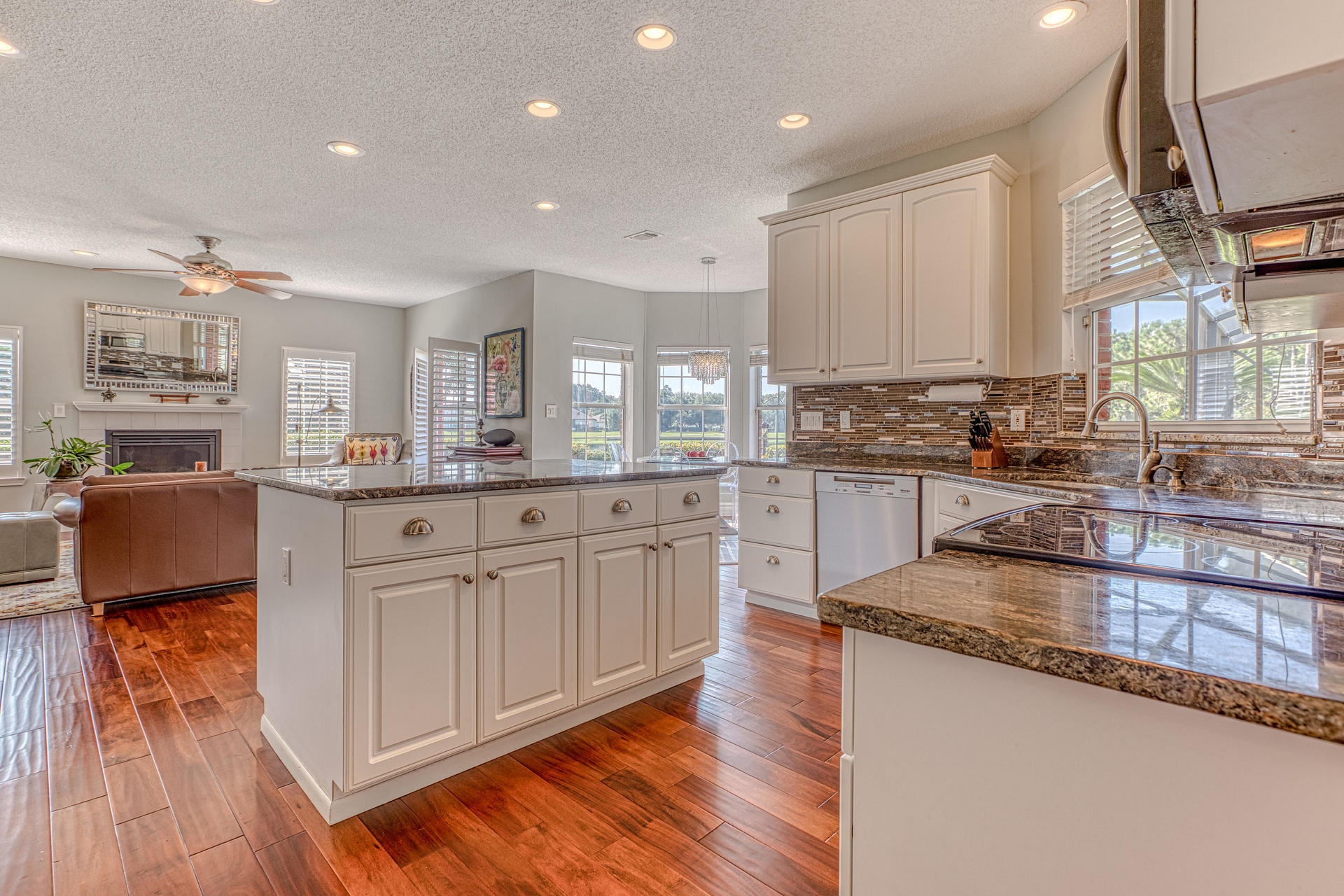 HIDDEN CREEK ESTATES AT HOLLEY BY THE SEA - Residential