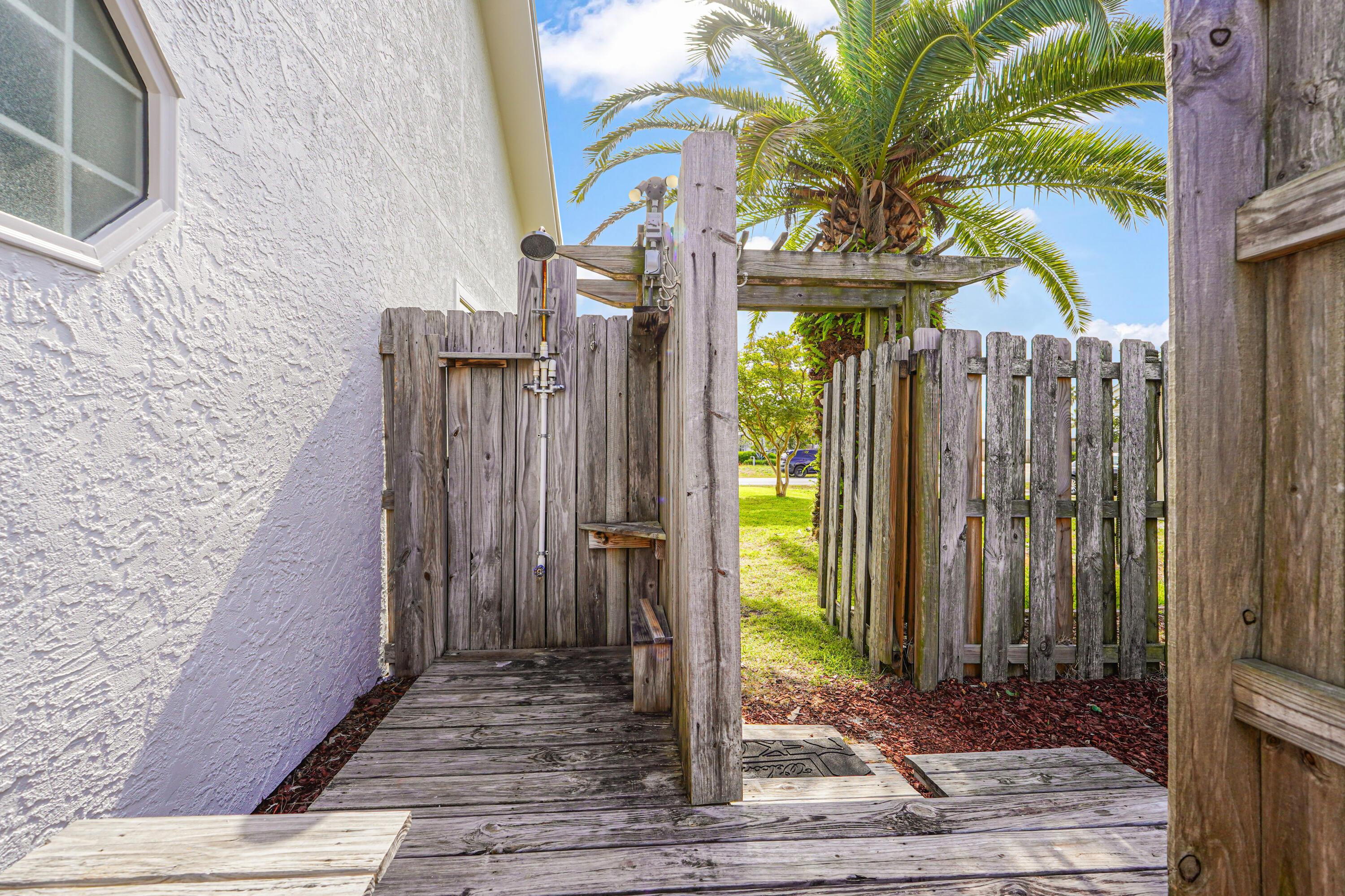 Seaclusion Beach - Residential