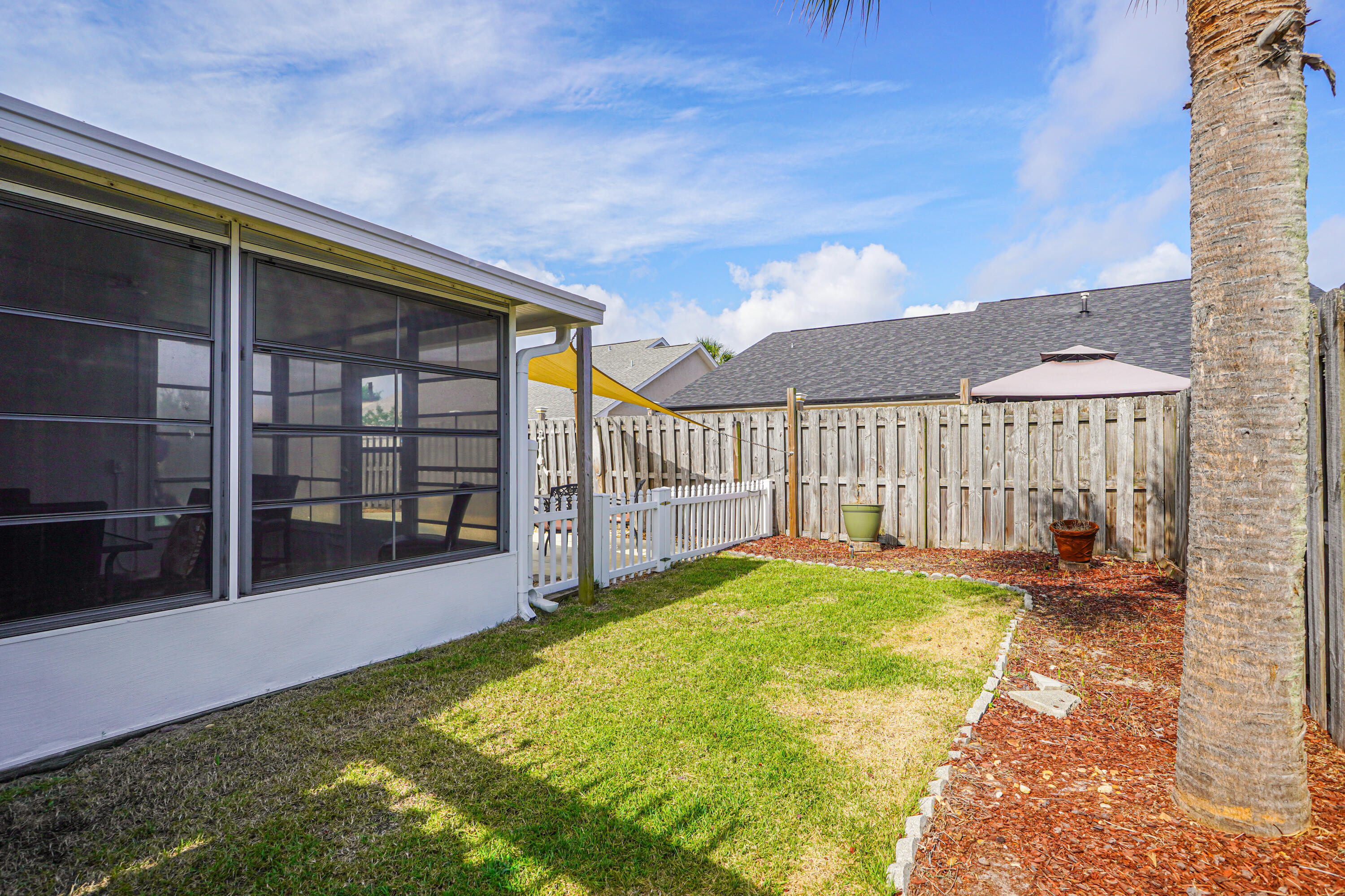 Seaclusion Beach - Residential
