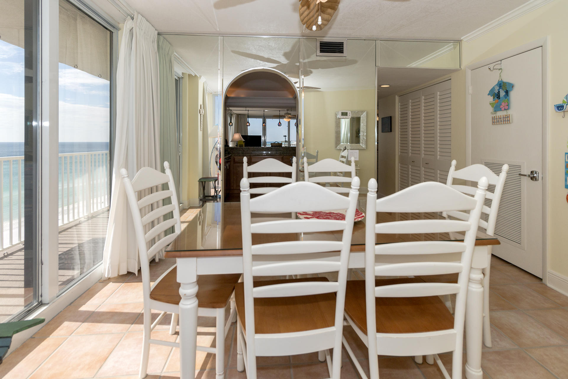 MAINSAIL CONDO PH 1 - Residential