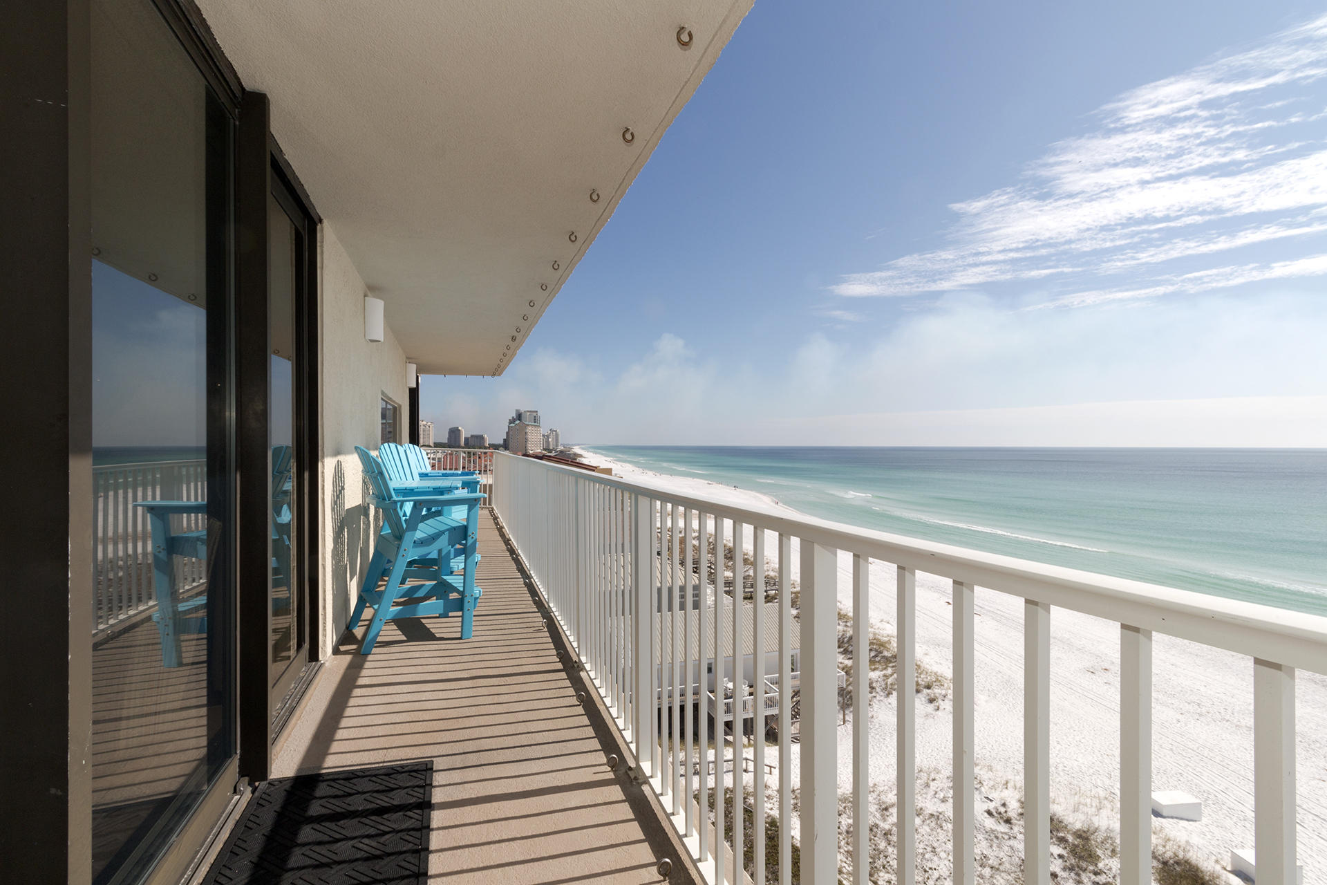 MAINSAIL CONDO PH 1 - Residential