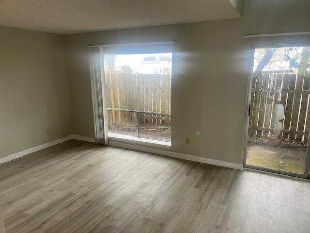 CASA DEL MAR - Residential Lease