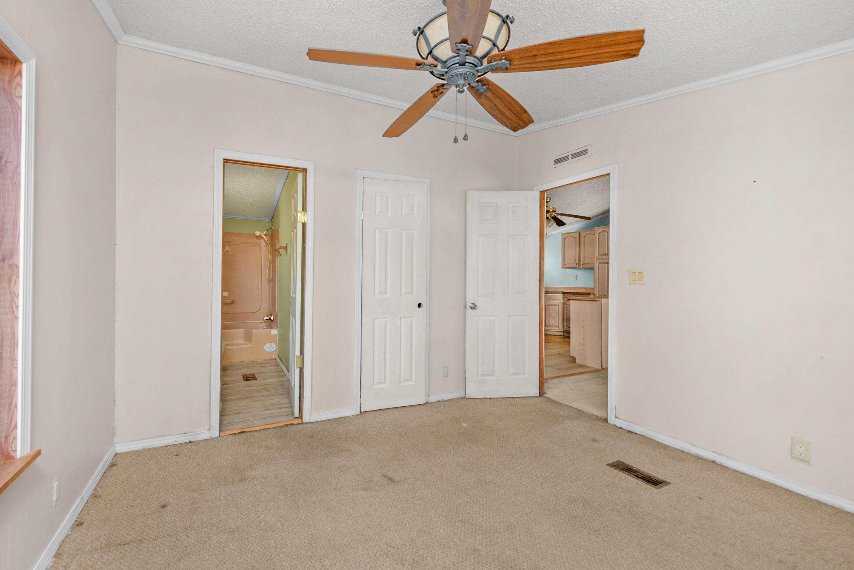 WYNNEHAVEN BEACH ESTATES - Residential