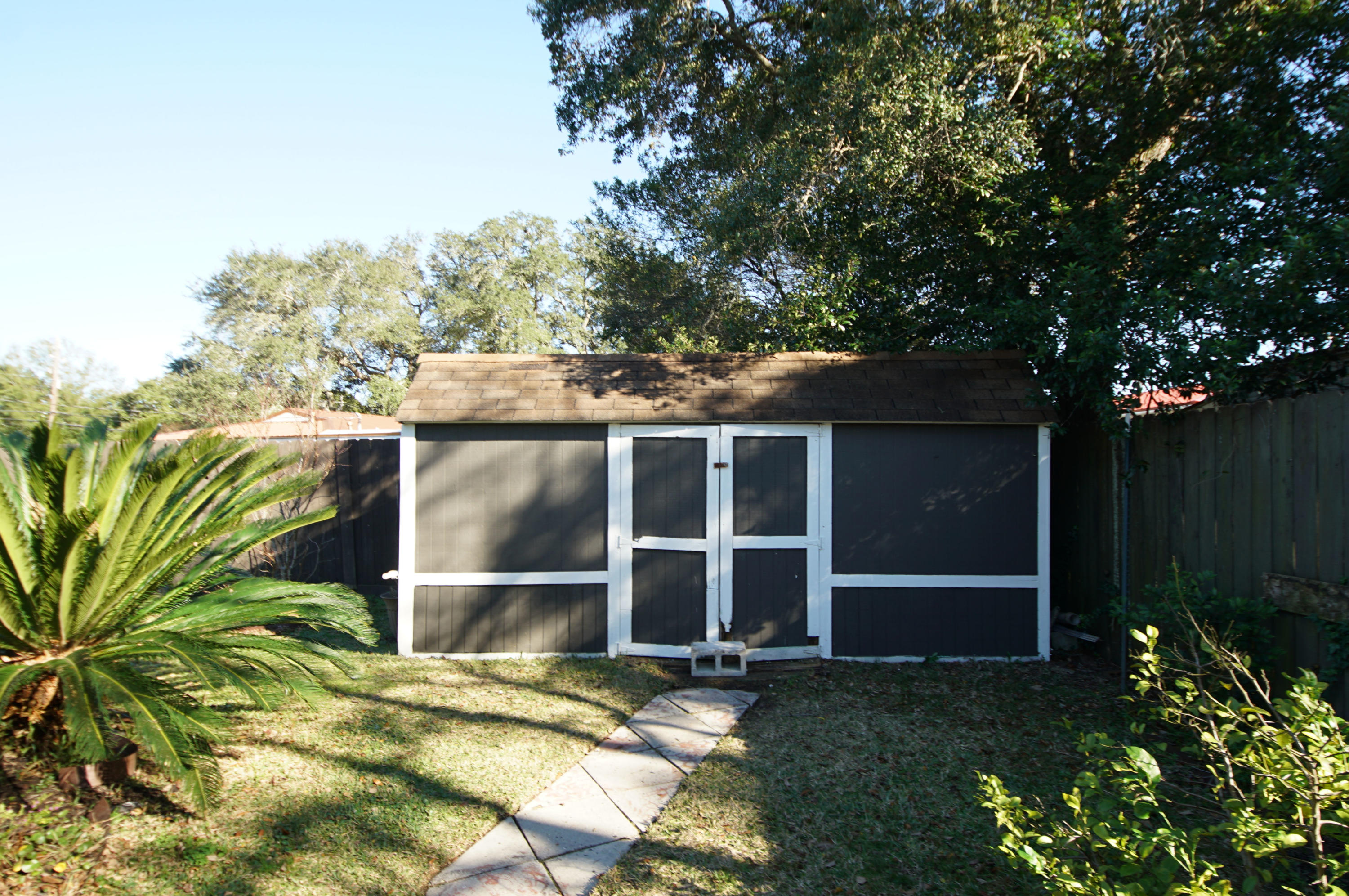 GARNIERS BEACH 3RD - Residential