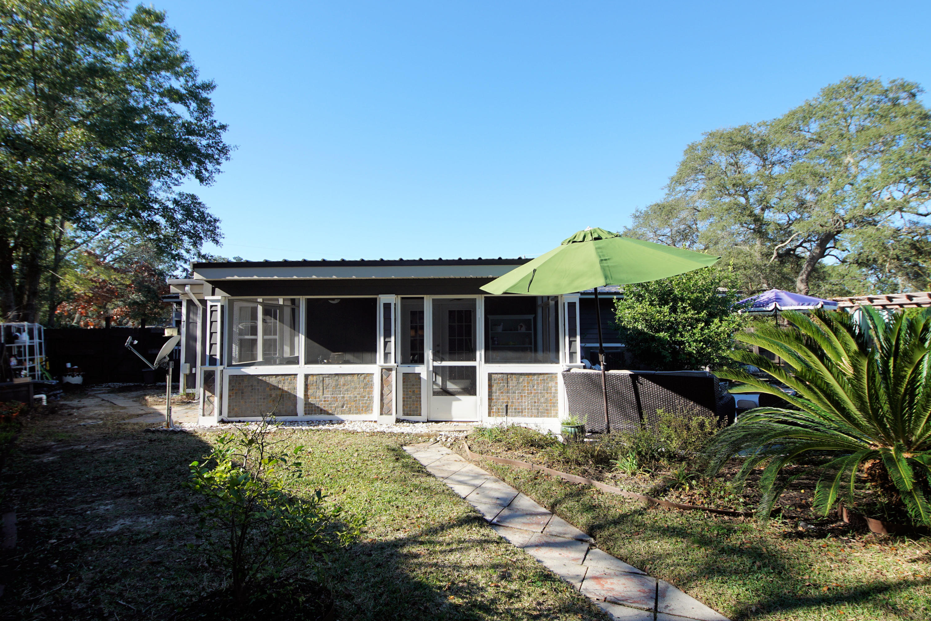 GARNIERS BEACH 3RD - Residential