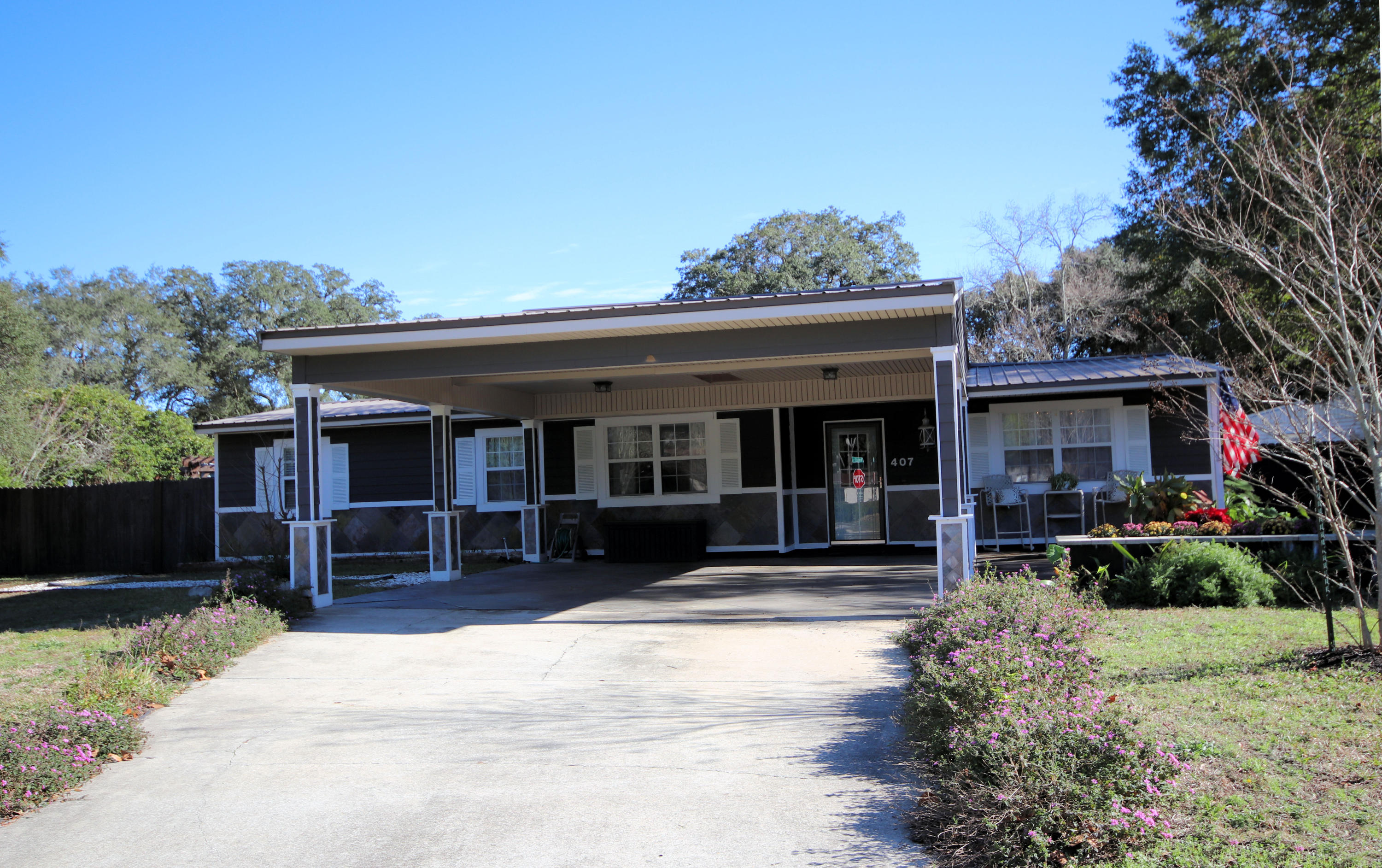 GARNIERS BEACH 3RD - Residential